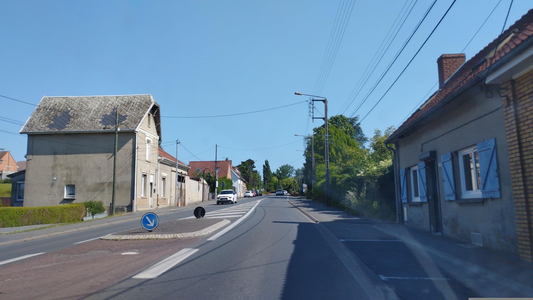 Street view near La loveroom de l'artois, Souchez — © kritic (CC BY-SA · Mapillary)
