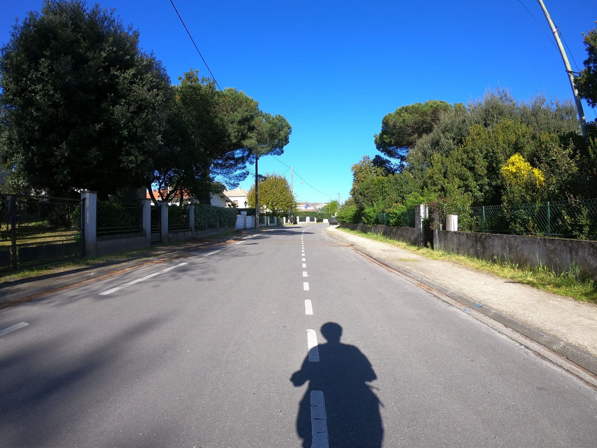 Street view near Chez Brens Maison d'Hôtes Bassin d'Arcachon, La Teste-de-Buch — © gitouche (CC BY-SA · Mapillary)