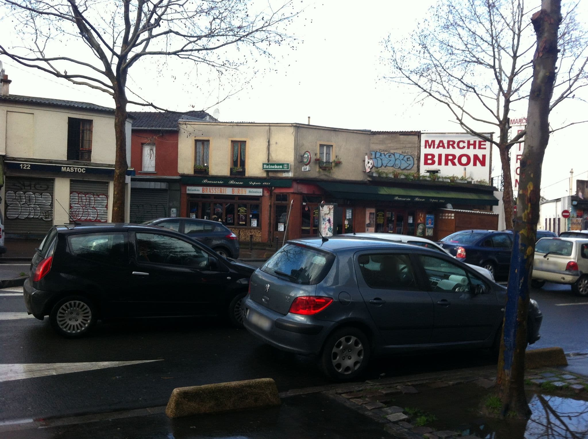 Street view near Logis Hôtel de la Villa Biron, Saint-Ouen — © cquest (CC BY-SA · Mapillary)