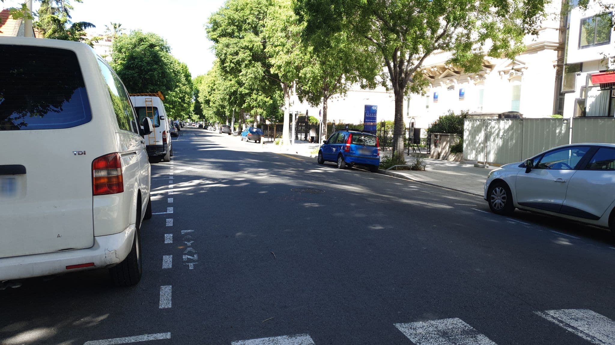 Street view near Hôtel La Villa Nice Victor Hugo, Jean-Médecin — © flox (CC BY-SA · Mapillary)