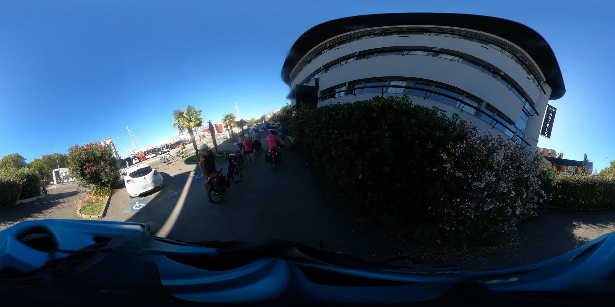 Street view near B&B HOTEL La Rochelle Centre Les Minimes, La Rochelle — © padididejurbise (CC BY-SA · Mapillary)