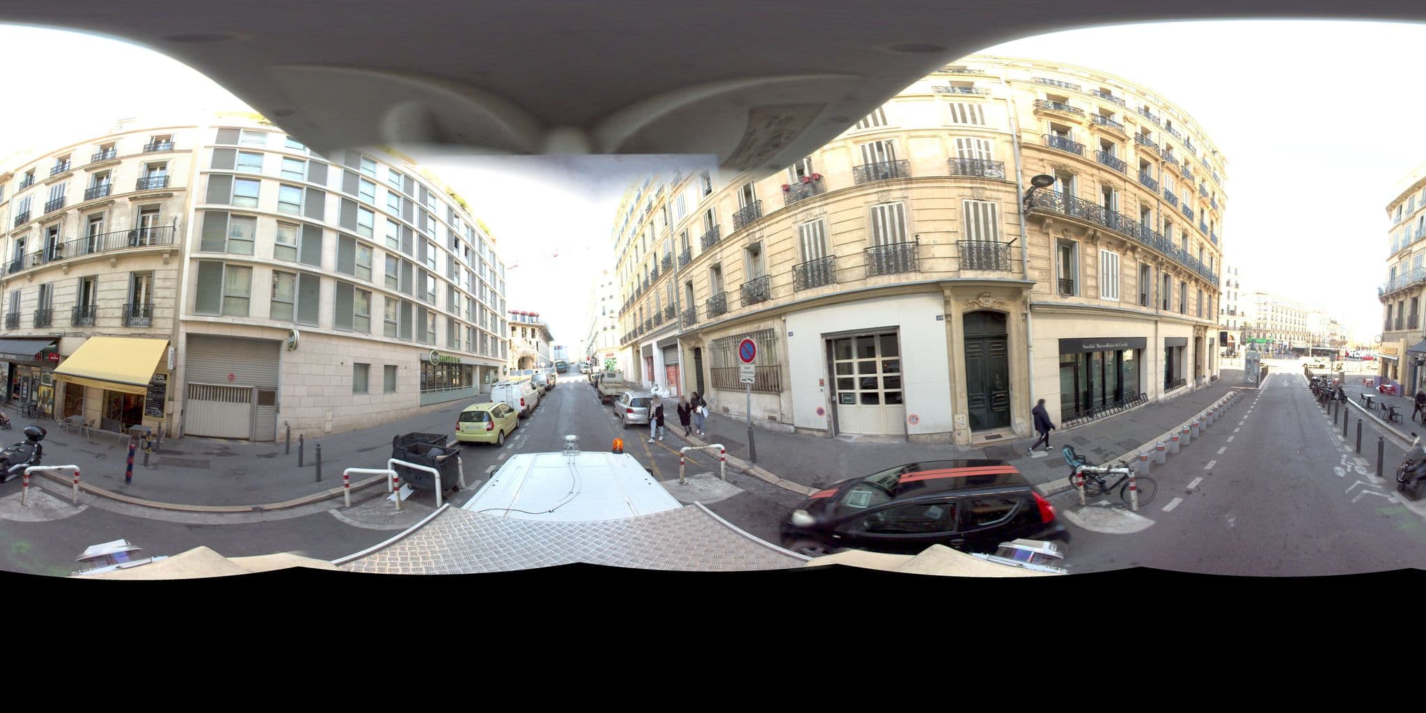 Street view near B&B HOTEL Marseille Centre La Joliette, La Joliette — © Suez (CC BY-SA · Mapillary)