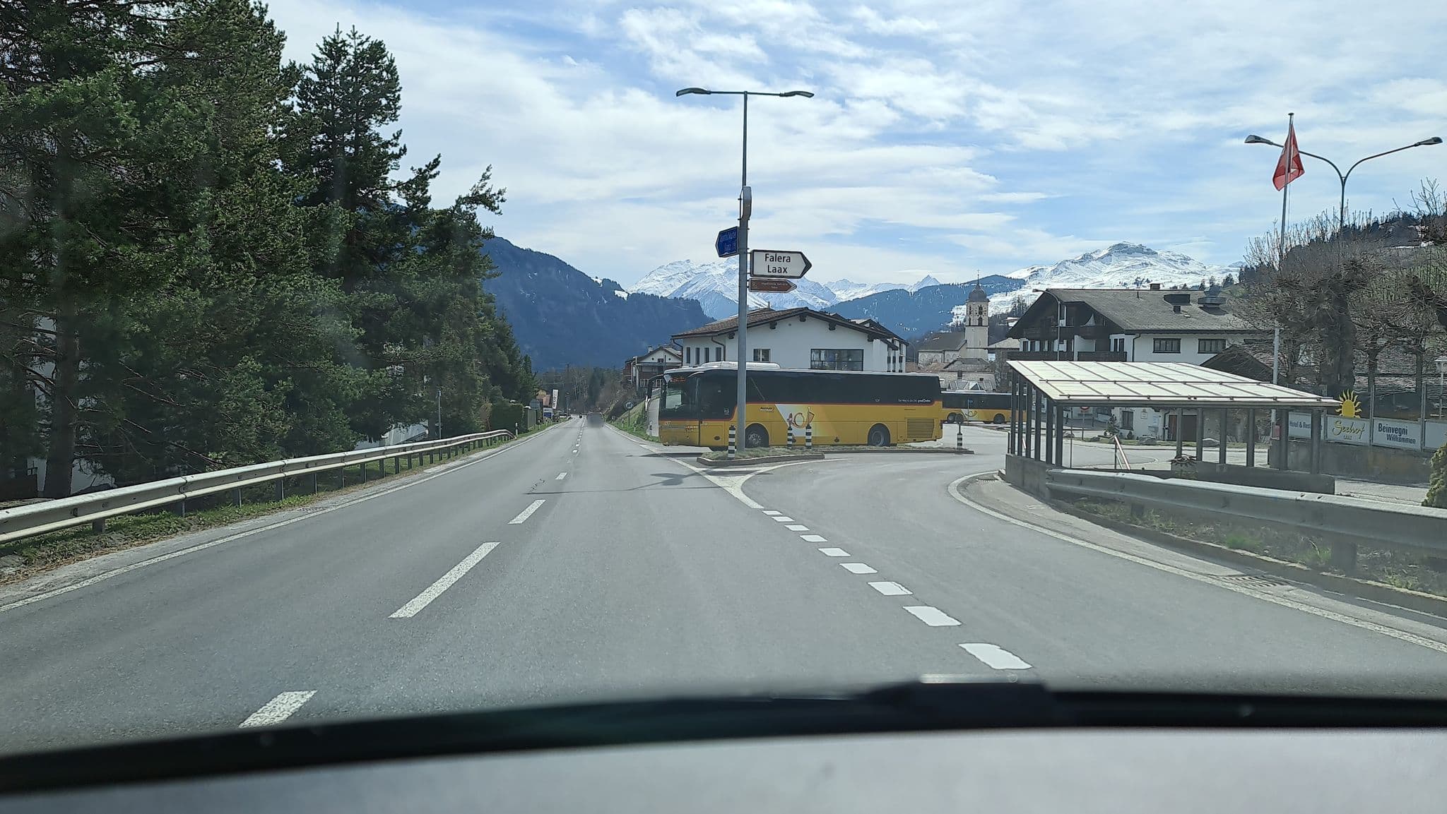 Street view near Seehof, Laax — © alexanderar (CC BY-SA · Mapillary)