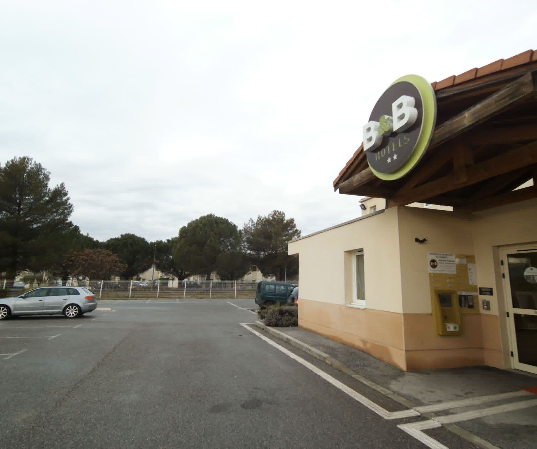 Street view near B&B HOTEL Brignoles, Brignoles — © sogefi (CC BY-SA · Mapillary)