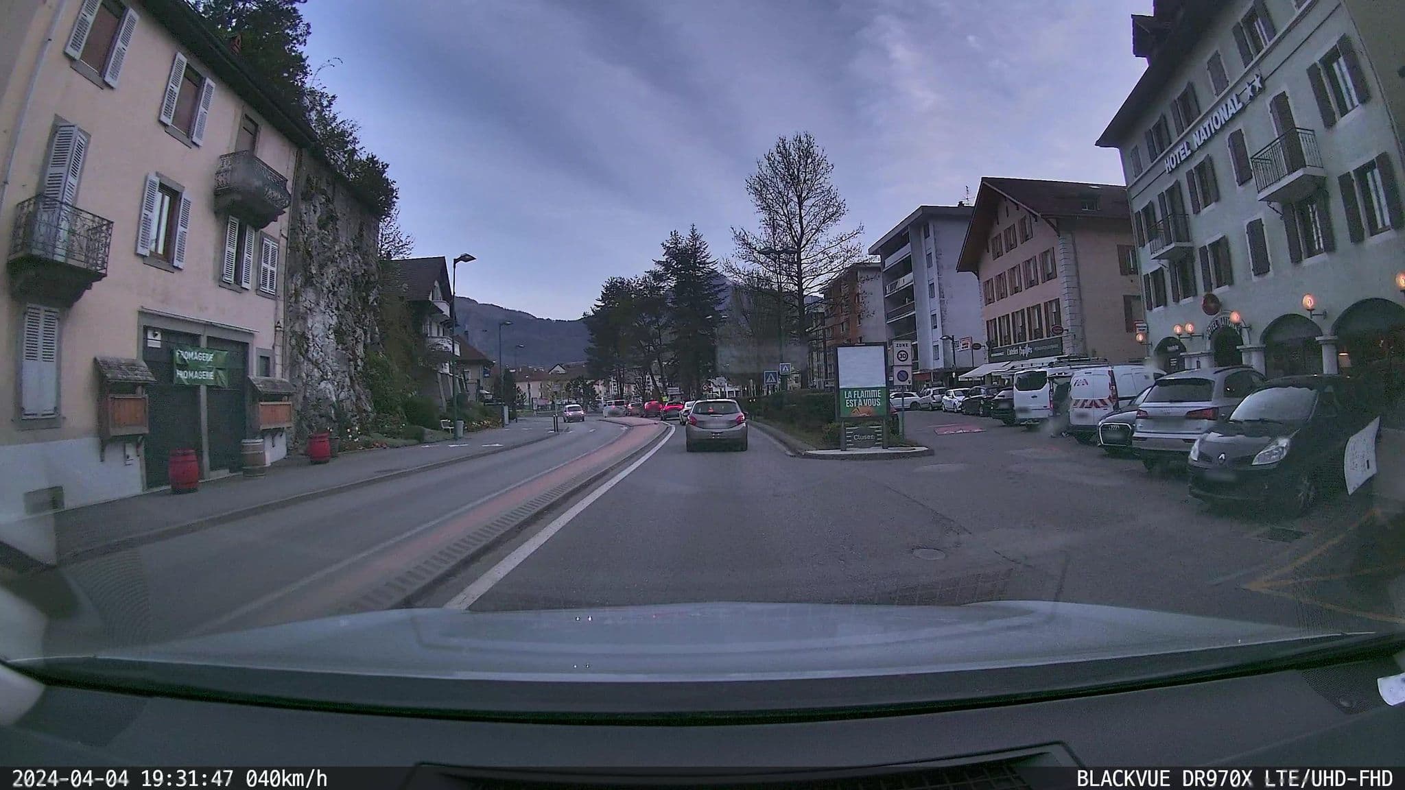 Street view near Cit'Hotel le National, Cluses — © ordinatous (CC BY-SA · Mapillary)