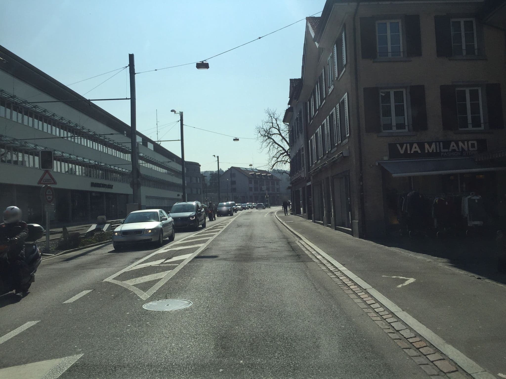 Street view near Motel Falken, Frauenfeld — © canadarunner (CC BY-SA · Mapillary)