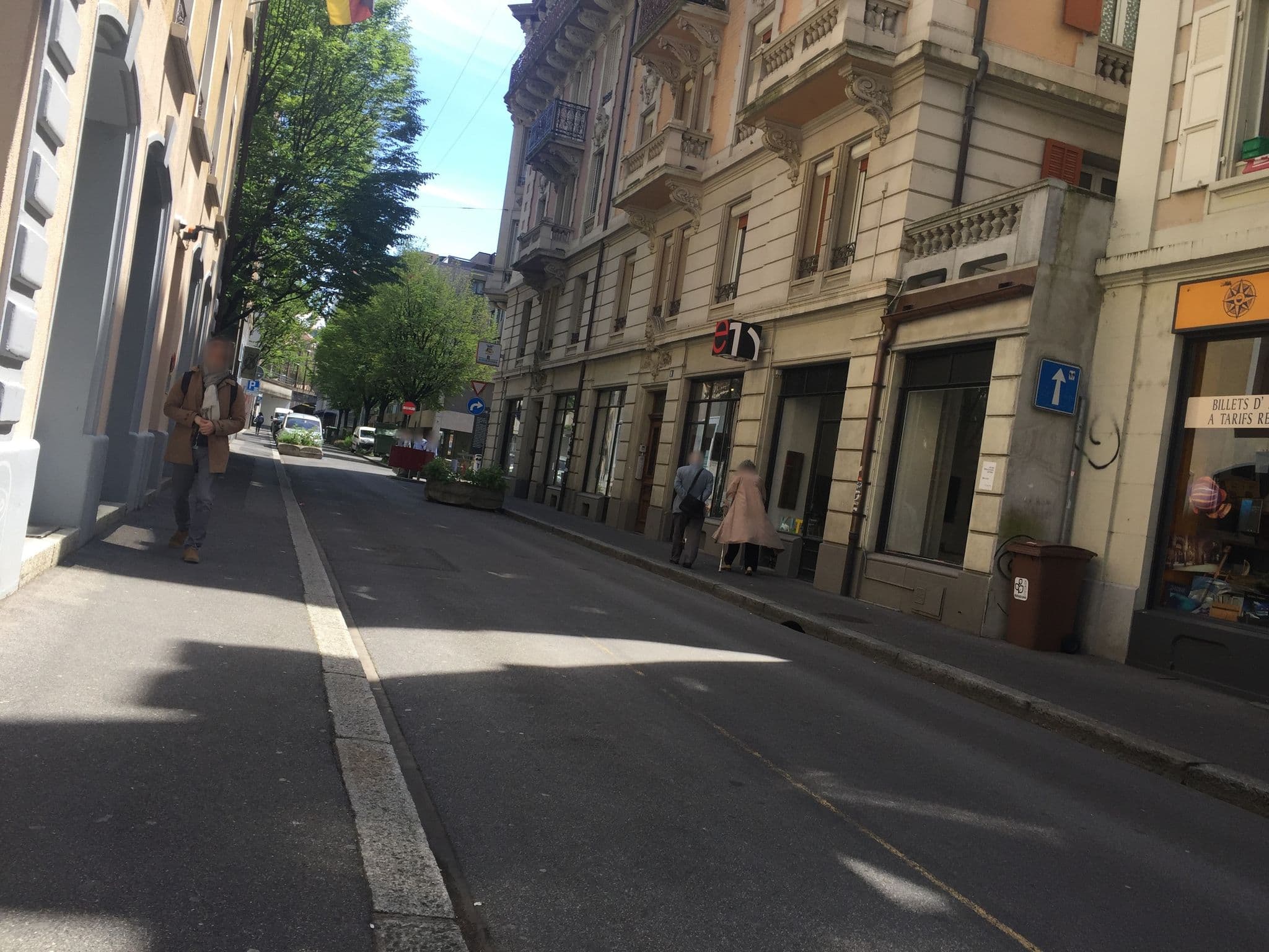 Street view near Hôtel AlaGare, Lausanne — © trac71 (CC BY-SA · Mapillary)