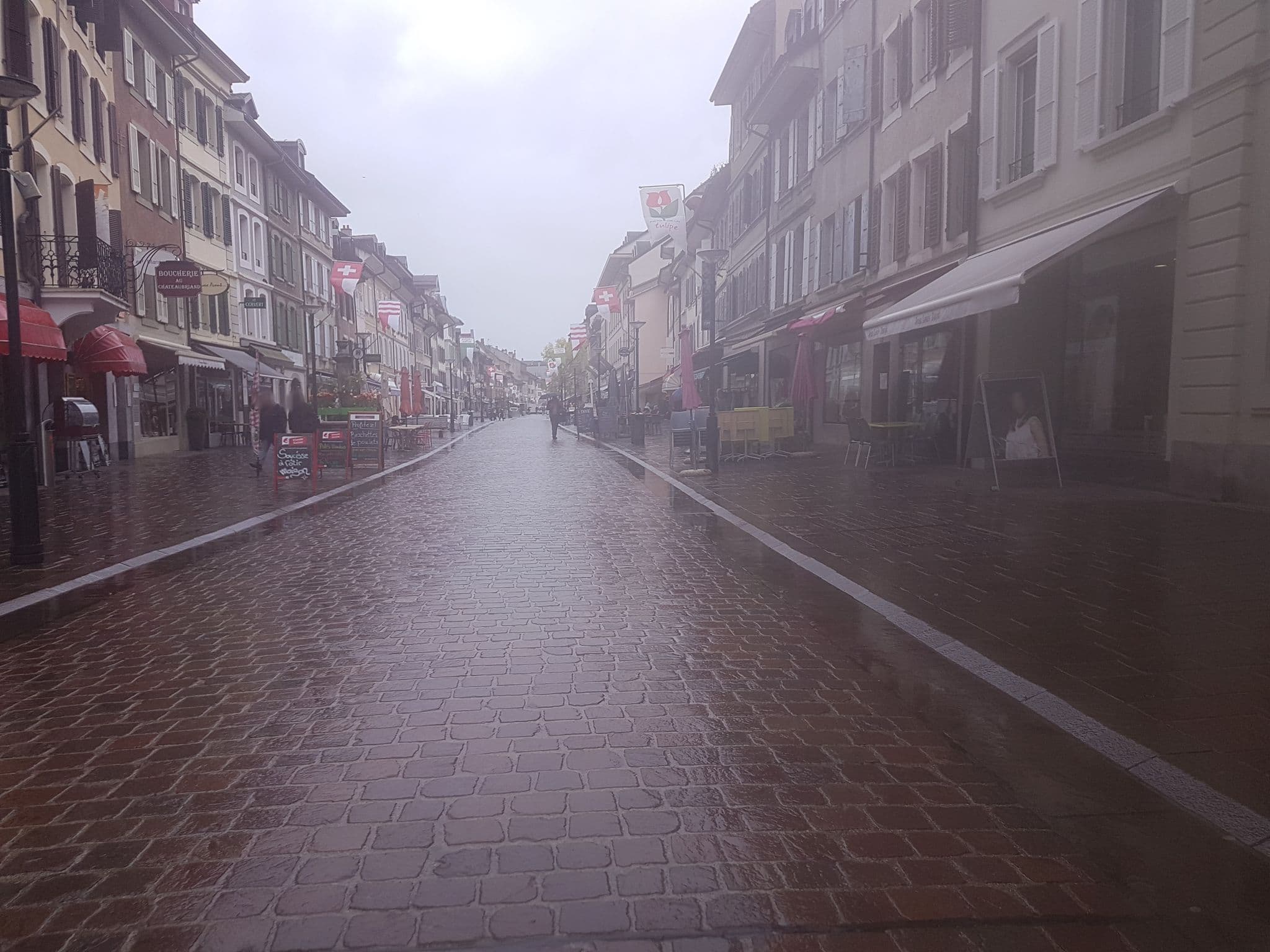 Street view near Hôtel de Savoie, Morges — © changchun1 (CC BY-SA · Mapillary)