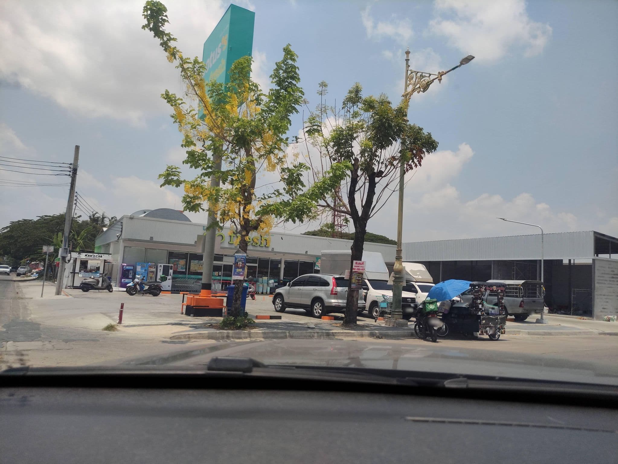 Street view near CJ แมนชั่น, Nong Khaem — © kasetitkml_pipitchai (CC BY-SA · Mapillary)