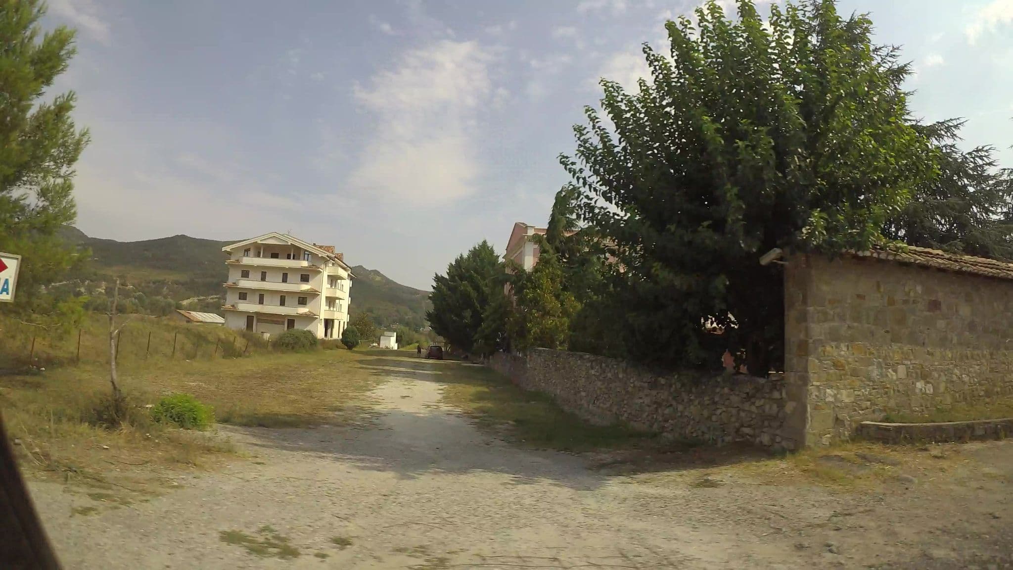 Street view near Vila Toscana, Ndroq — © kaart5 (CC BY-SA · Mapillary)