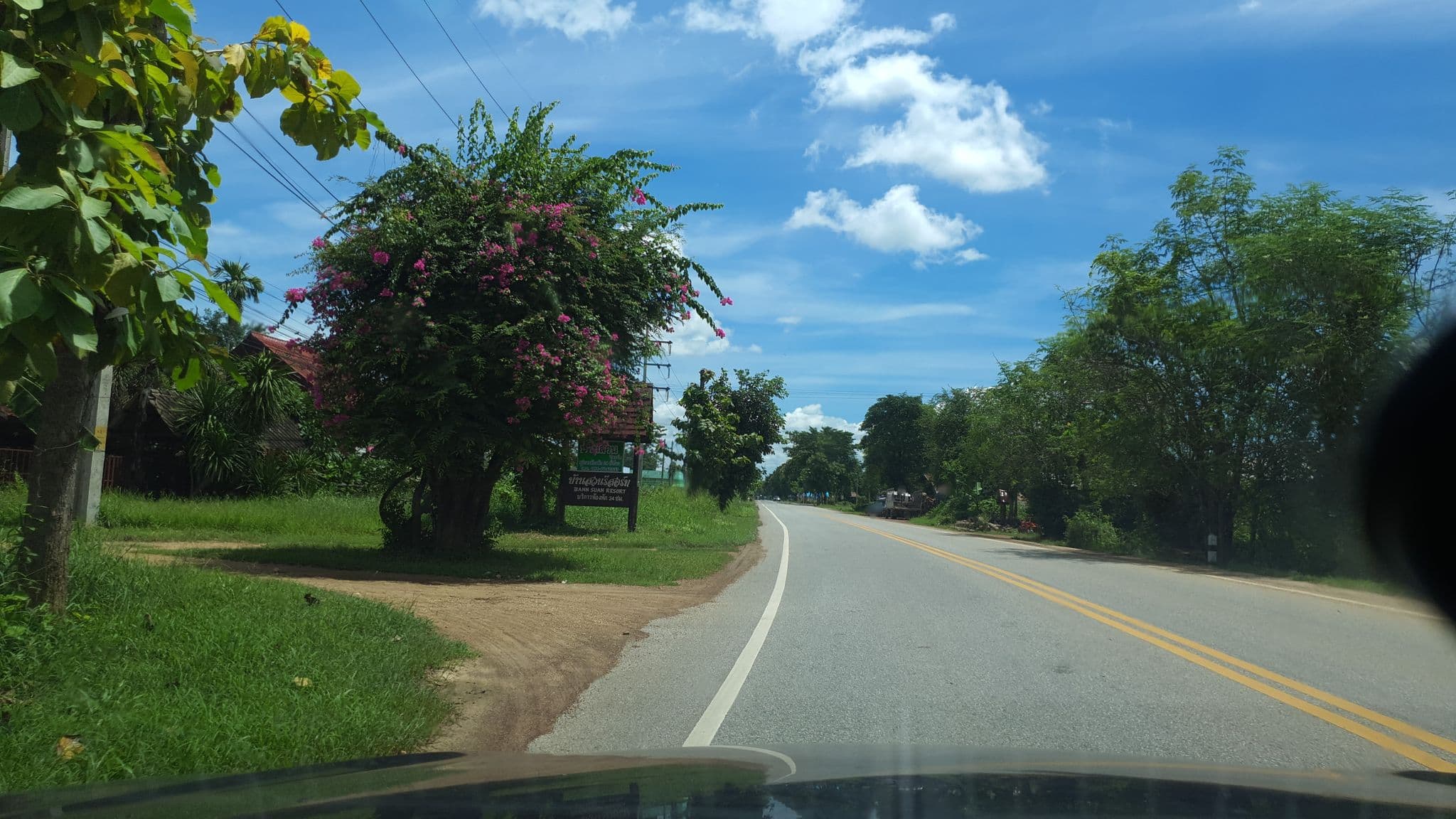 Street view near Baan Suan Resort, Si Satchanalai — © jrcarlsen (CC BY-SA · Mapillary)