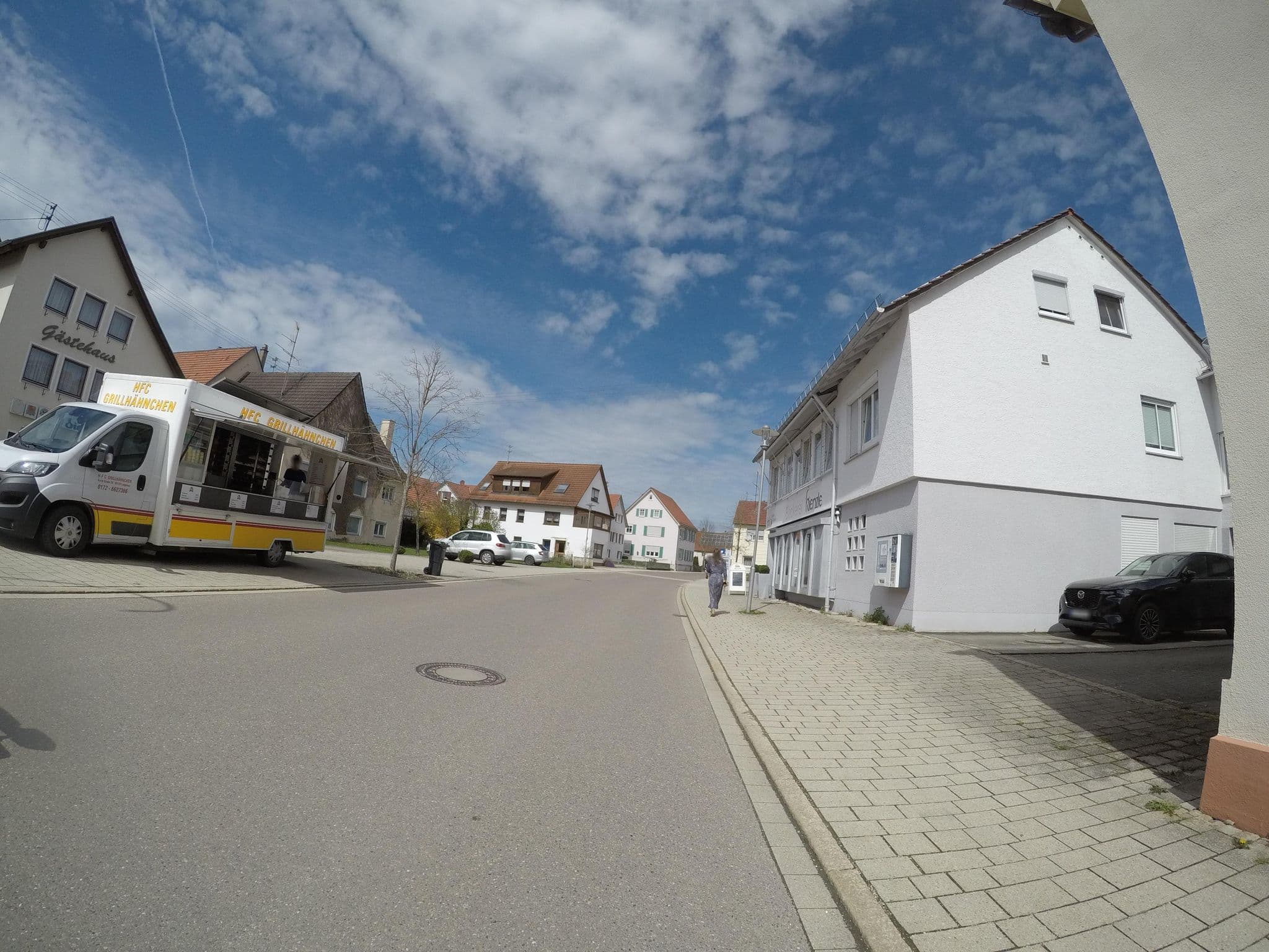 Street view near Hotel Dietz - Jürgen Dietz, Allmendingen — © ray66 (CC BY-SA · Mapillary)
