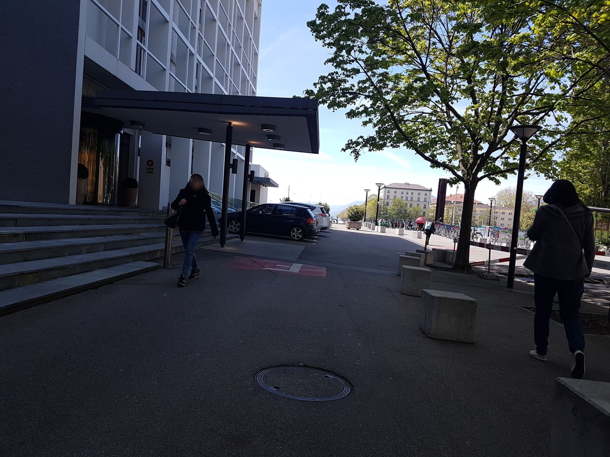 Street view near Beaulac, Neuchâtel — © changchun1 (CC BY-SA · Mapillary)