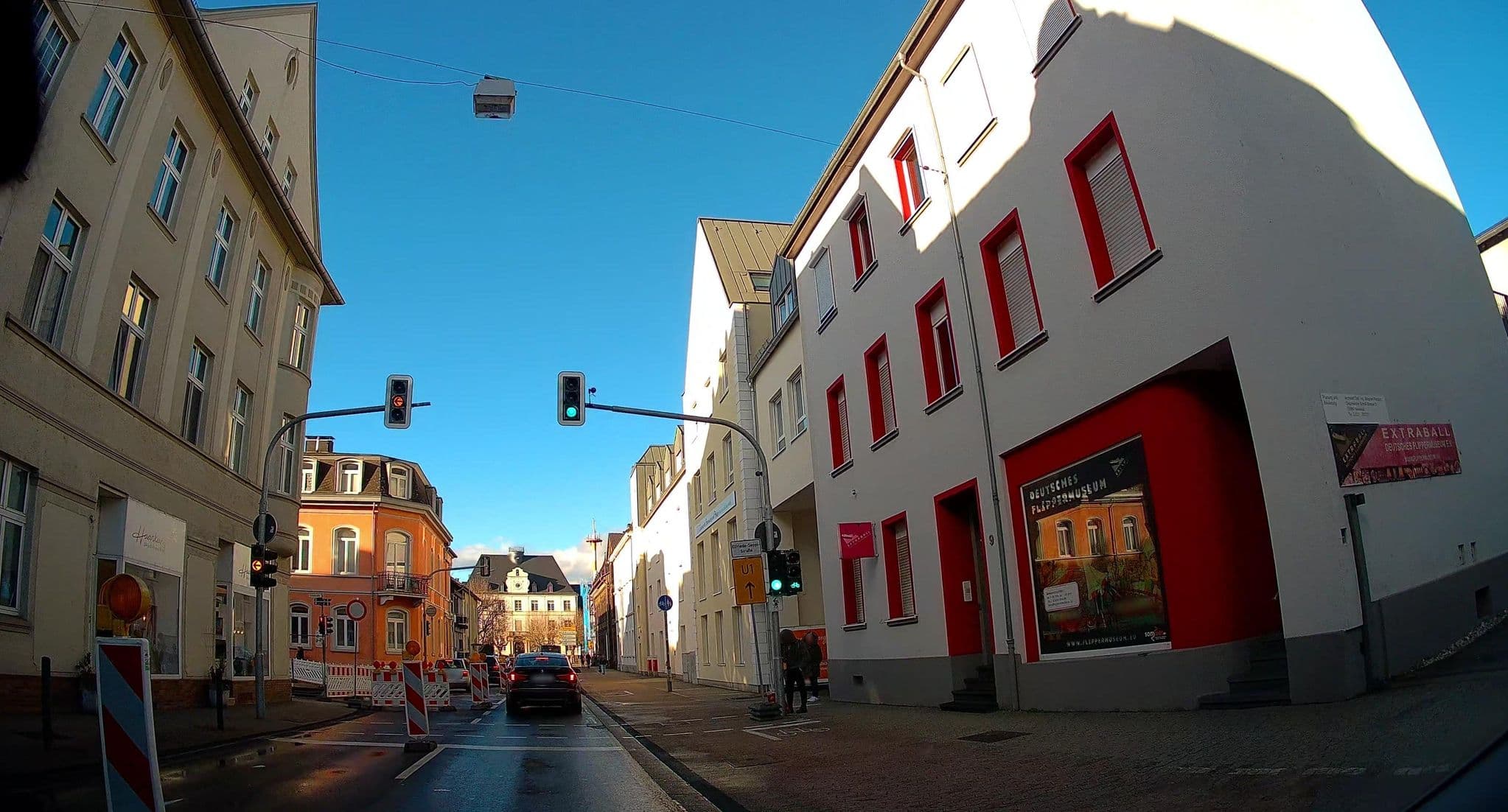 Street view near Flipperhotel Neuwied, Neuwied — © stili (CC BY-SA · Mapillary)