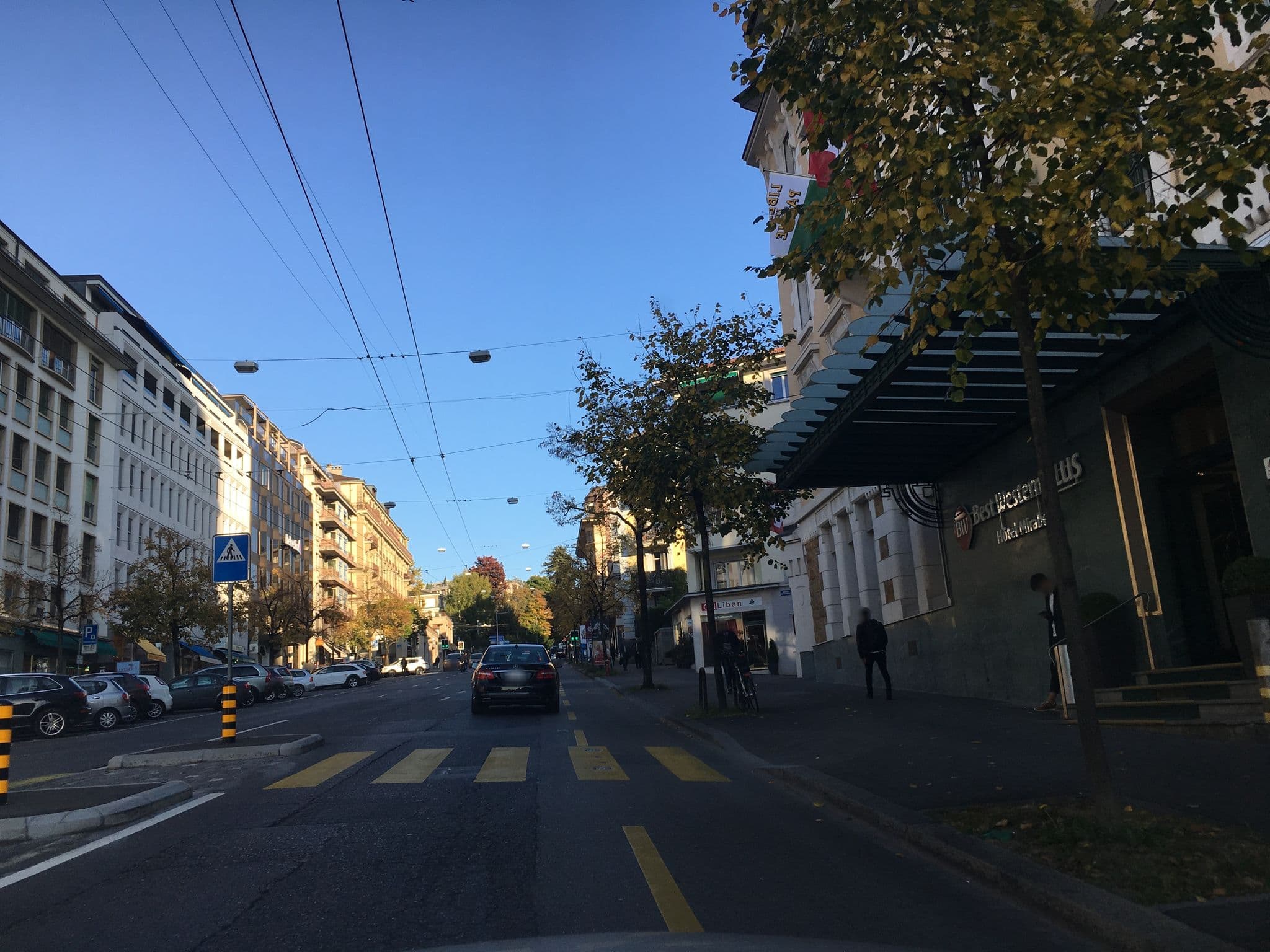 Street view near Best Western Hotel Mirabeau, Lausanne — © chuck (CC BY-SA · Mapillary)