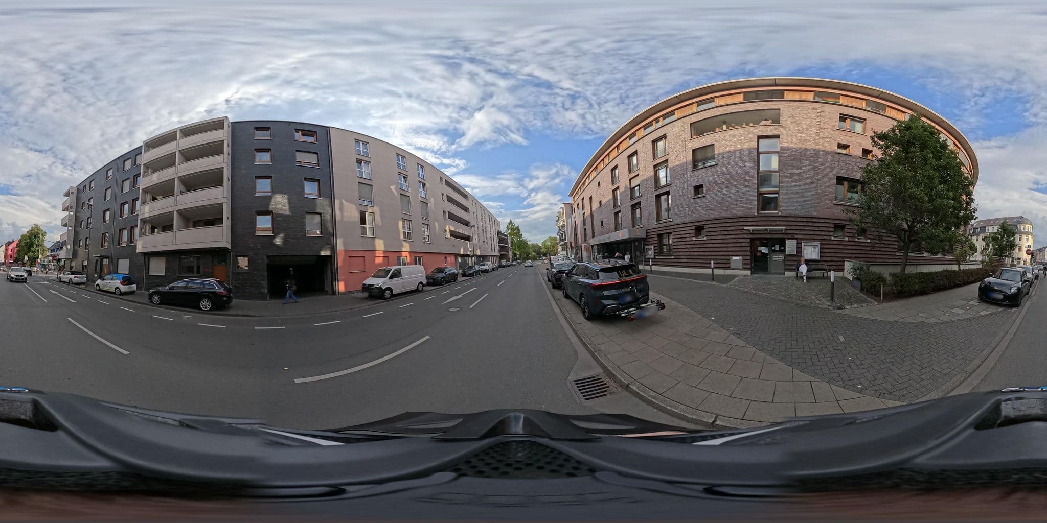 Street view near Hotel Begardenhof, Rodenkirchen — © popball (CC BY-SA · Mapillary)