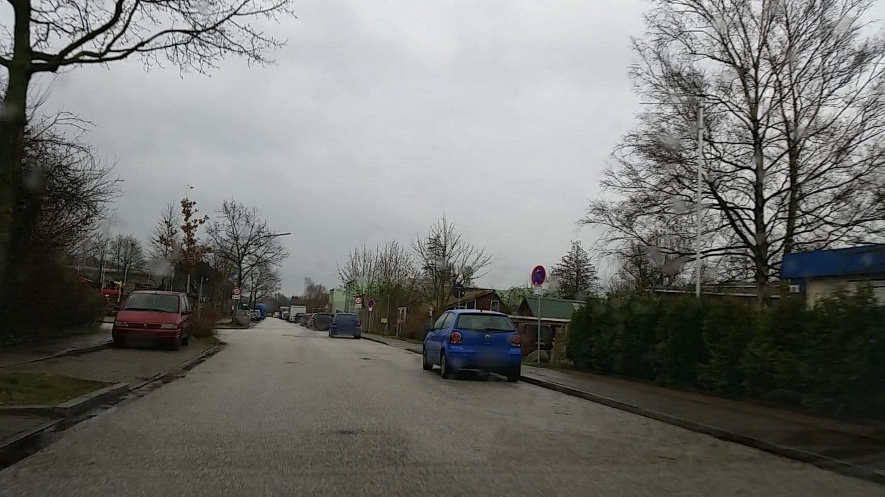 Street view near AHOI-Gästehaus, Bergedorf — © tian (CC BY-SA · Mapillary)