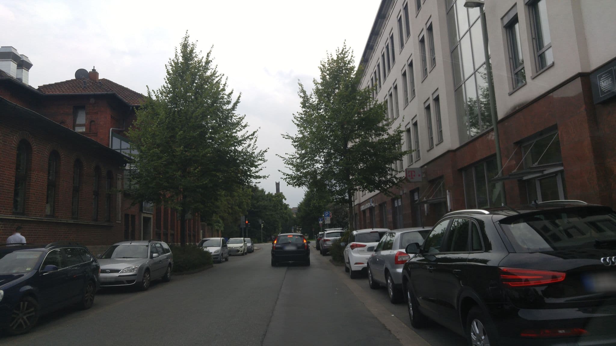 Street view near Hotel und Restaurant Entrada, Bielefeld — © resmai (CC BY-SA · Mapillary)