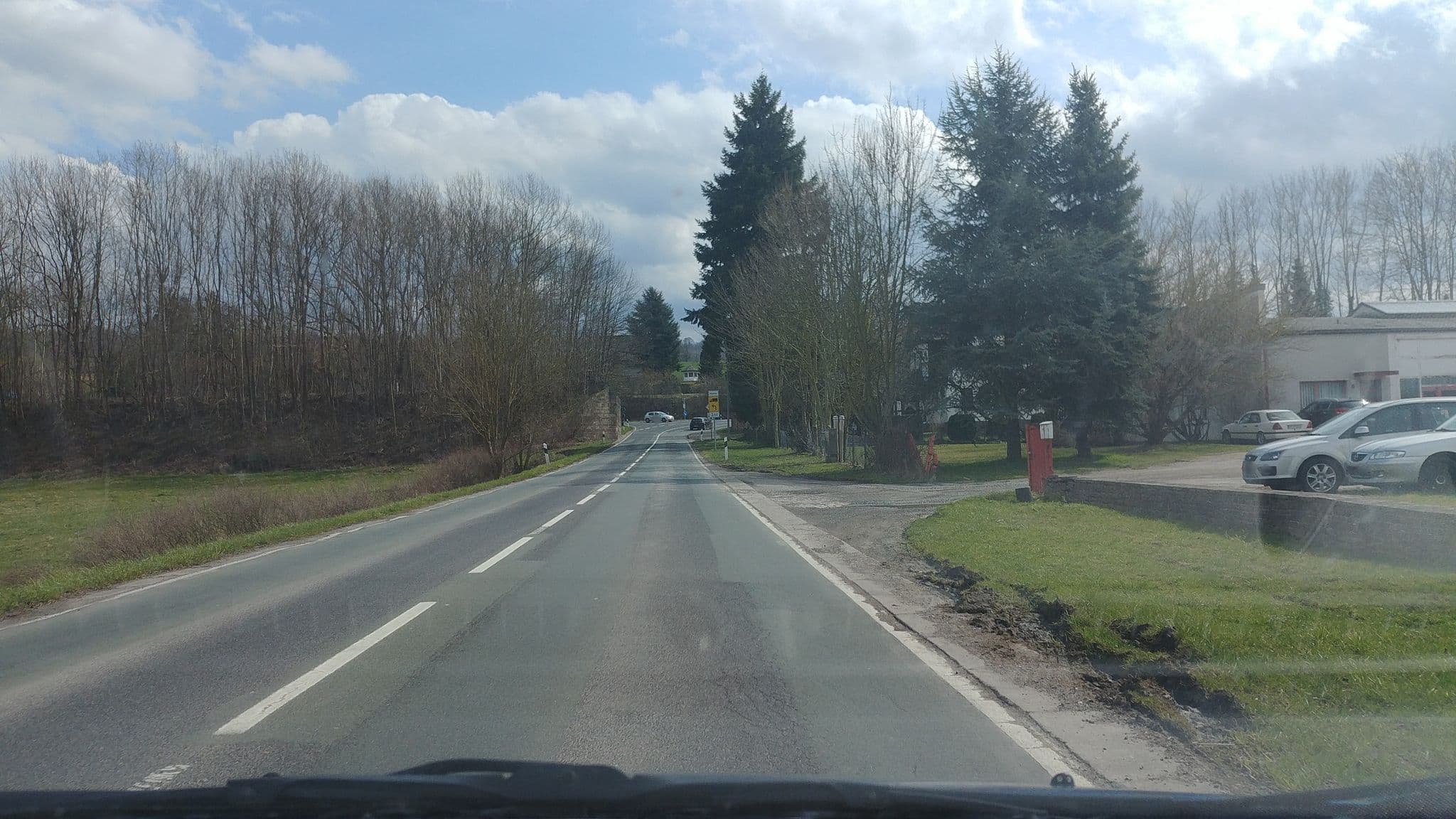 Street view near Zimmervermietung Hostel Brückfeld, Boffzen — © cageythree (CC BY-SA · Mapillary)