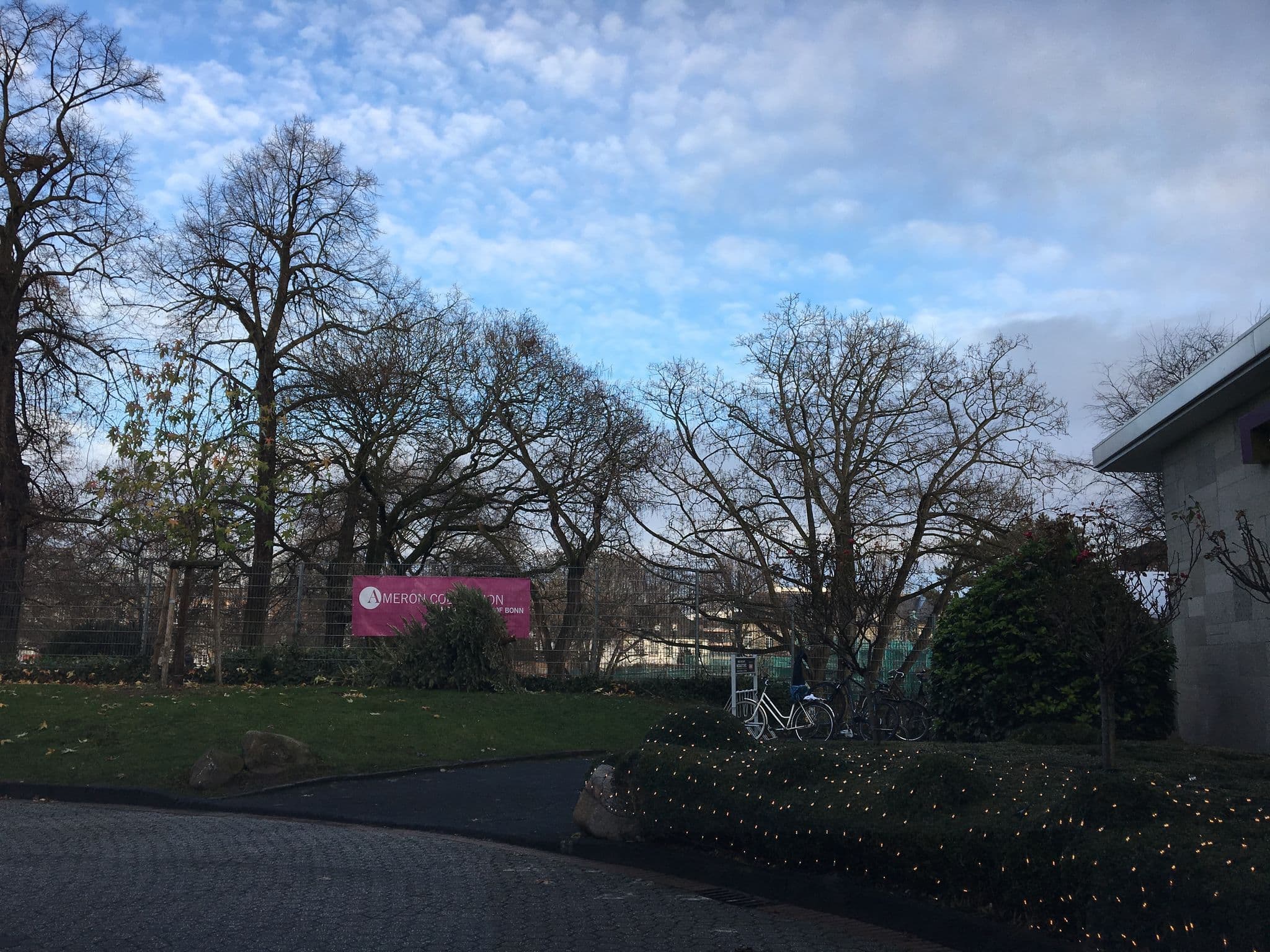 Street view near AMERON Bonn Hotel Königshof, Bonn — © chuck (CC BY-SA · Mapillary)