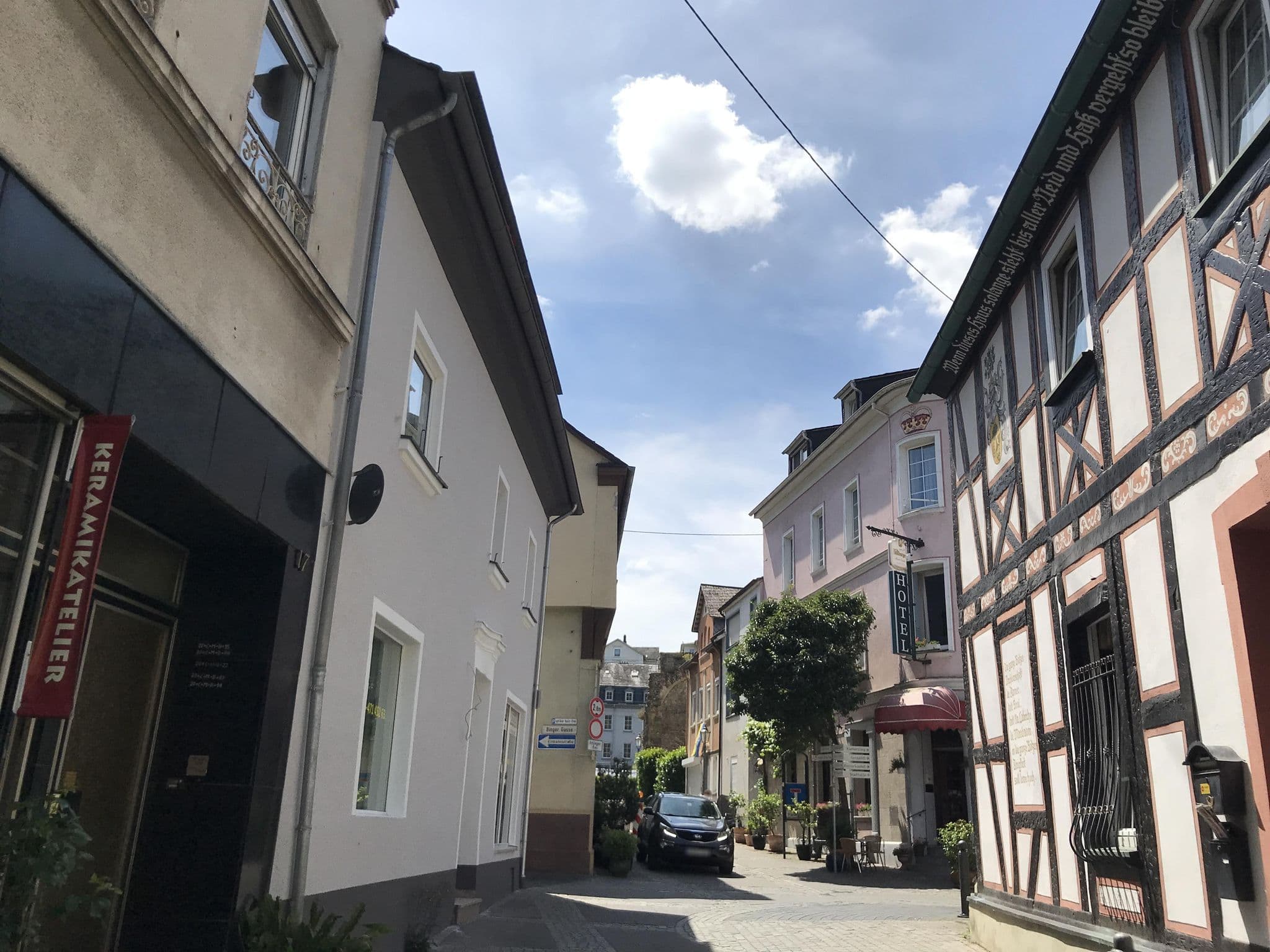 Street view near Hotel Ohm Patt, Boppard — © troher15 (CC BY-SA · Mapillary)