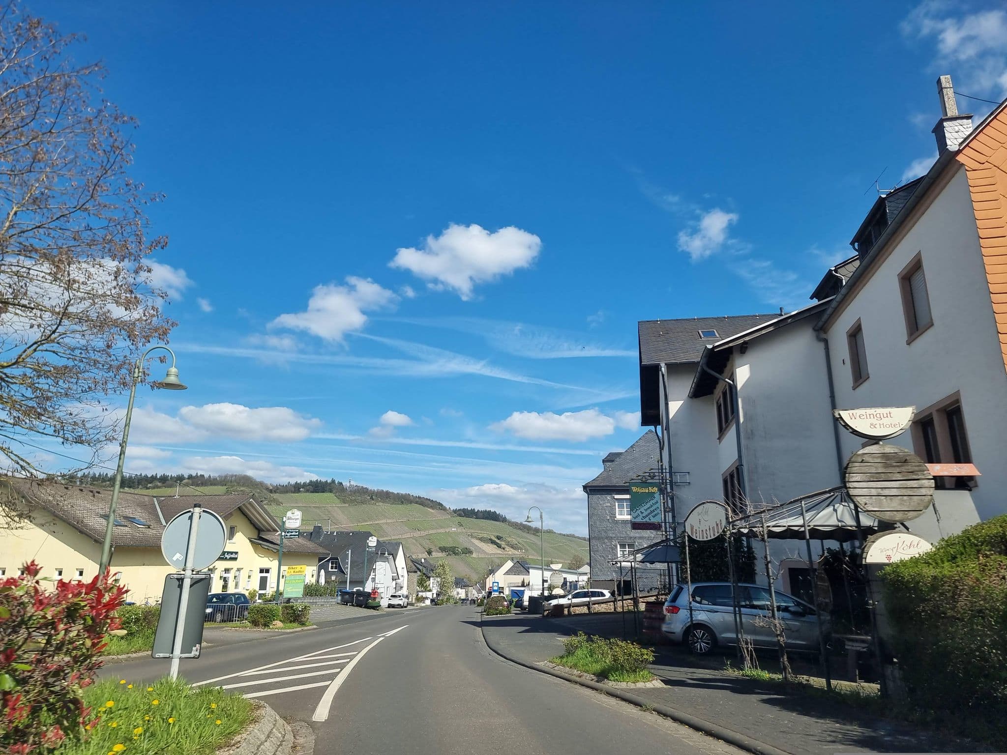 Street view near Wolfgang Kohl, Brauneberg — © ma_rt_in (CC BY-SA · Mapillary)
