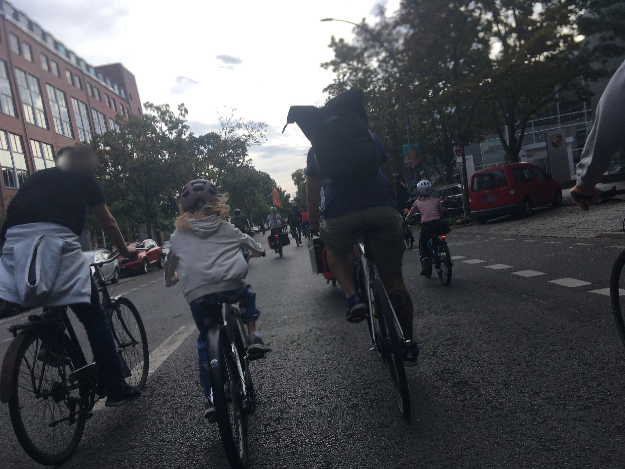 Street view near Garner Hotel Berlin - Charlottenburg by IHG, Moabit — © carlheinz (CC BY-SA · Mapillary)