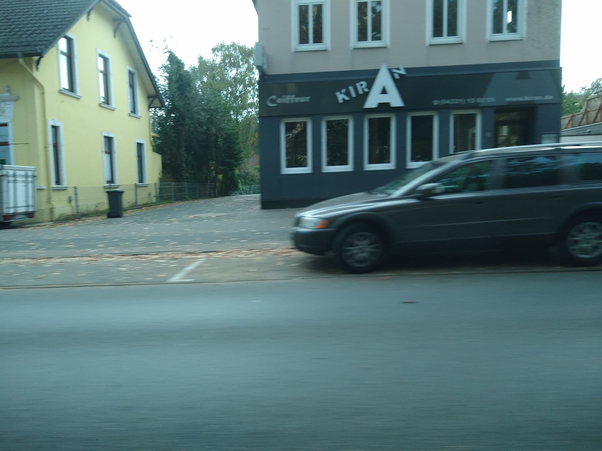 Street view near Die kleine Pension, Delmenhorst — © lumbar (CC BY-SA · Mapillary)