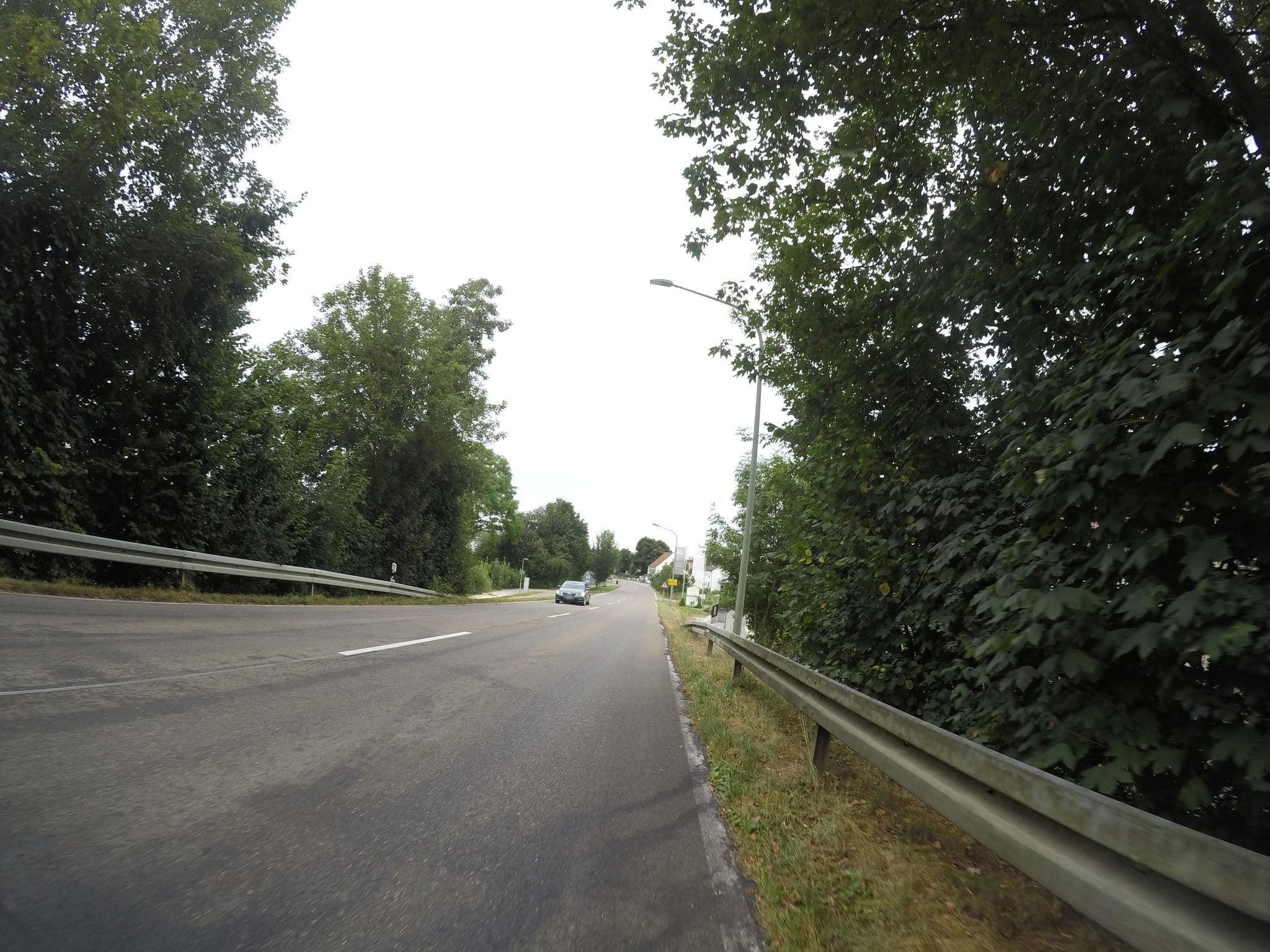 Street view near Hotel und Restaurant Dornweiler Hof, Dietenheim — © ray66 (CC BY-SA · Mapillary)