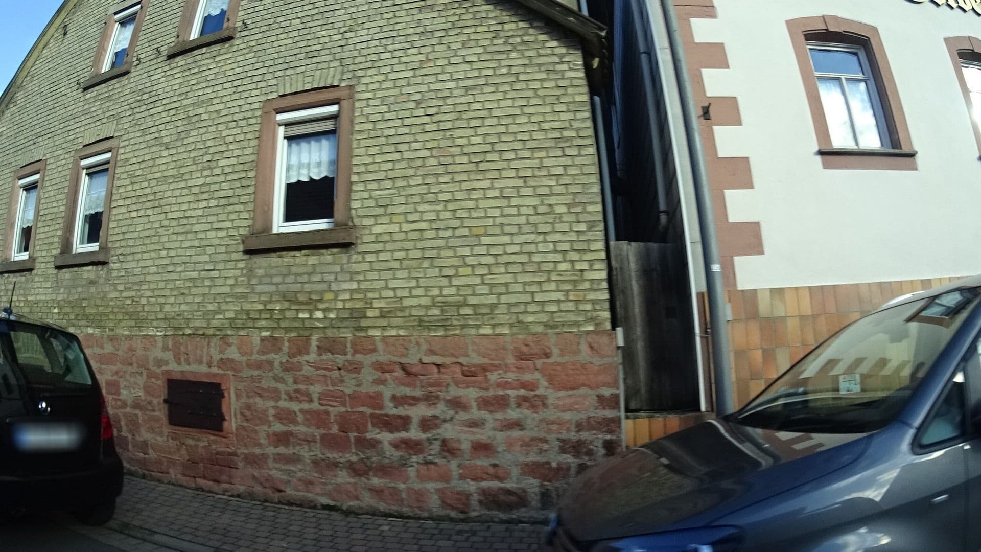 Street view near Gasthof - Pension "Zur Goldenen Krone", Dorfprozelten — © ramap (CC BY-SA · Mapillary)