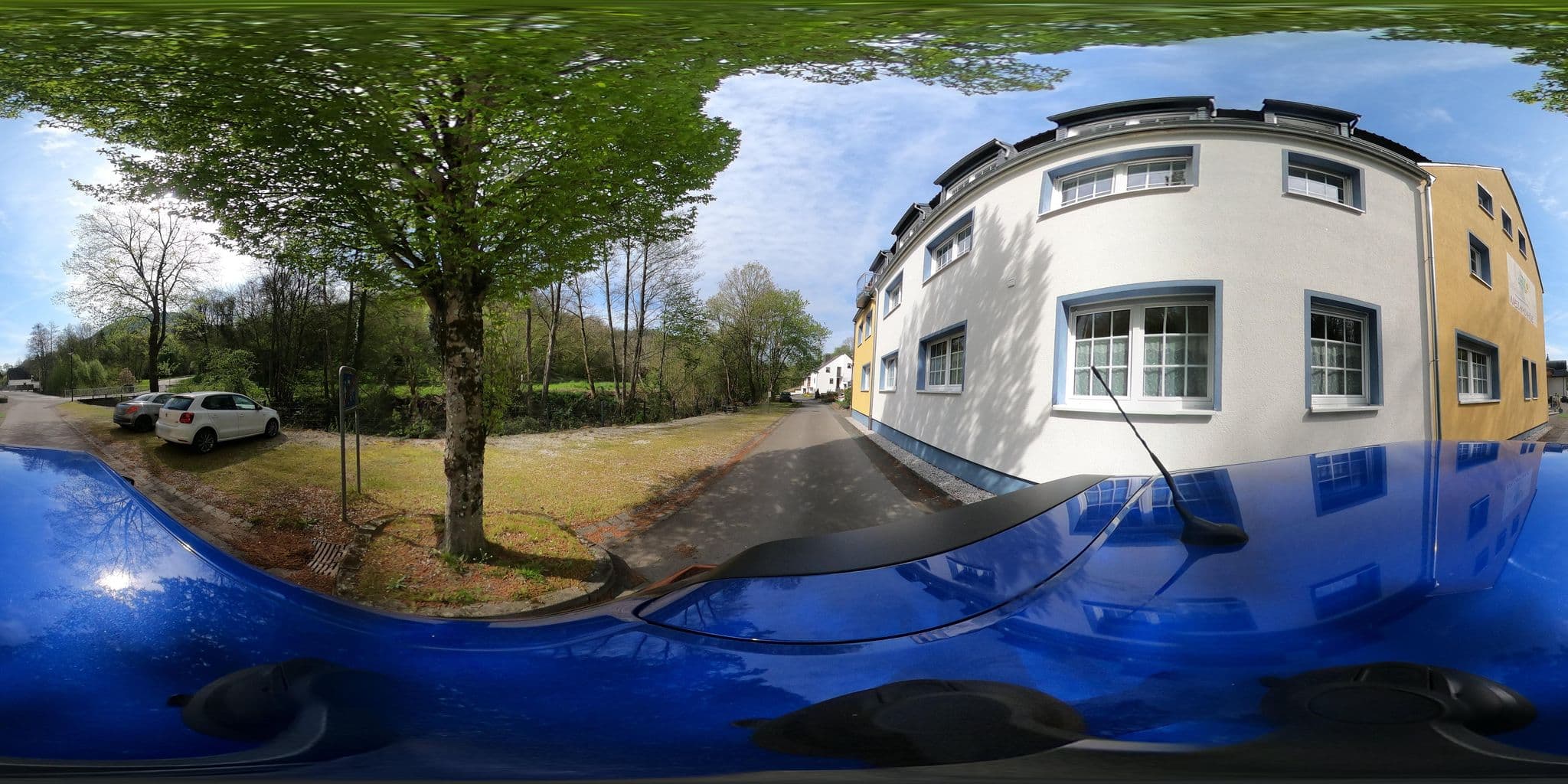 Street view near Landhotel Neumühle, Enkirch — © Mobilitaetswerk (CC BY-SA · Mapillary)