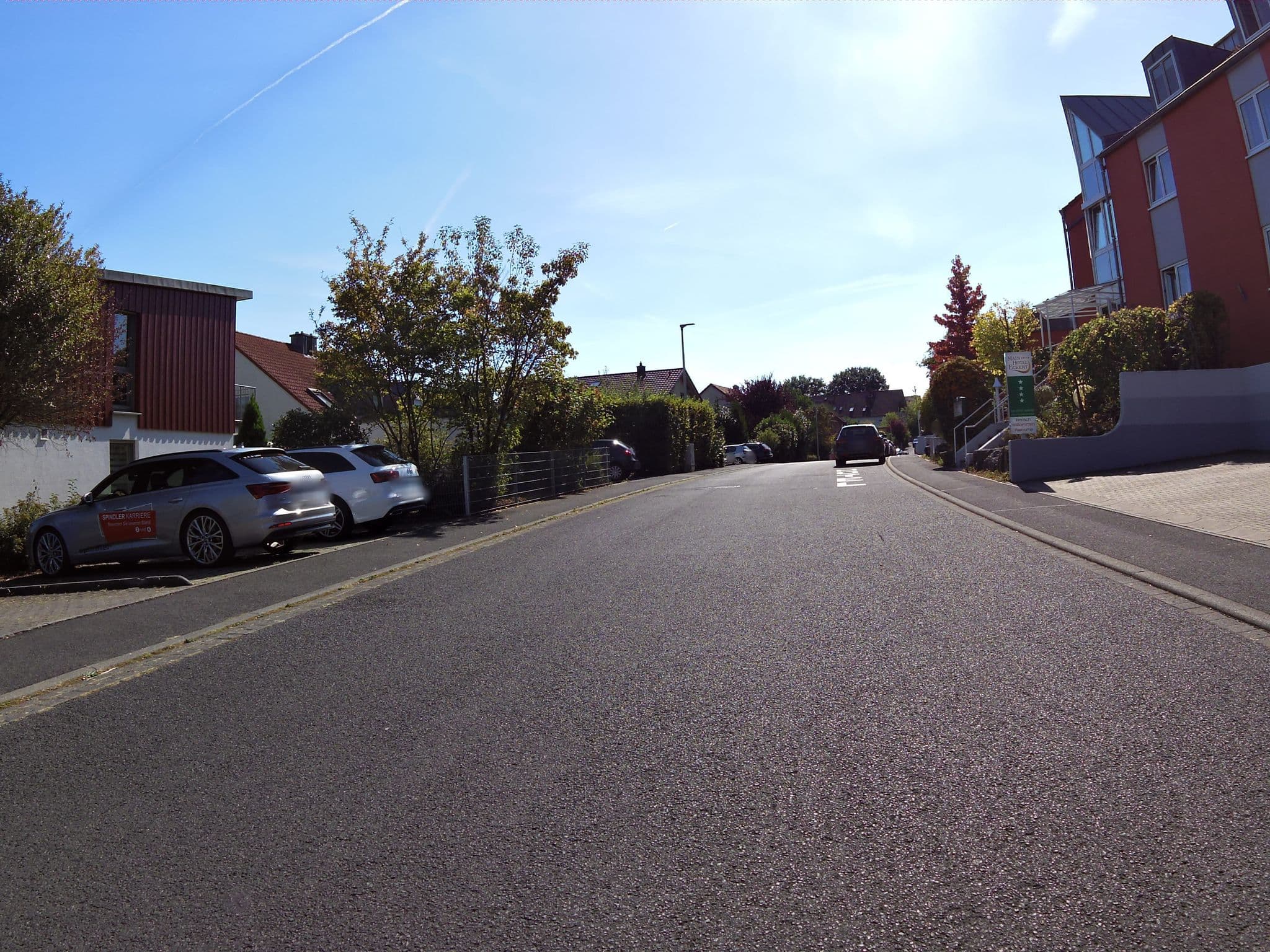 Street view near Main Hotel Eckert, Margetshöchheim — © zoegglmeyr (CC BY-SA · Mapillary)