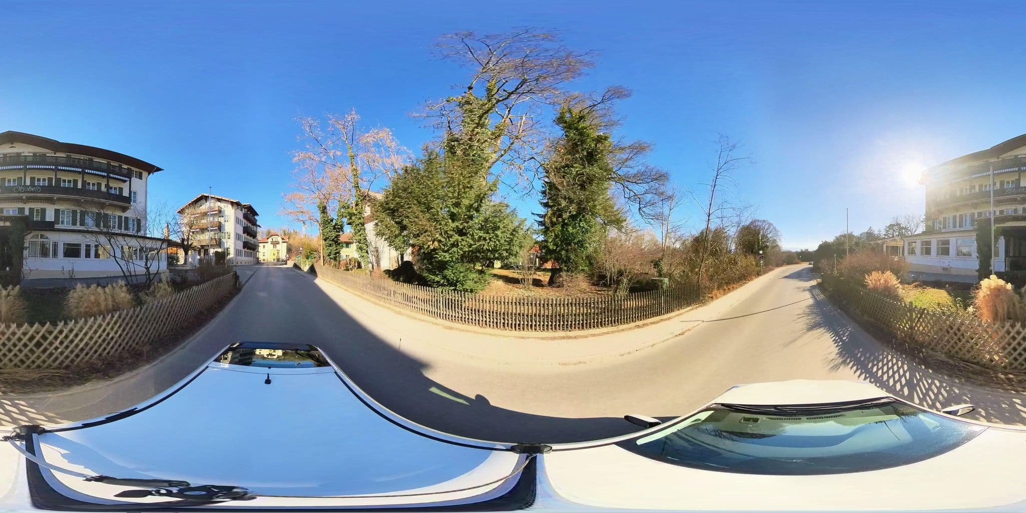 Street view near Siemens Global Leadership Center im Hotel Kaiserin Elisabeth, Feldafing — © osmplus_org (CC BY-SA · Mapillary)