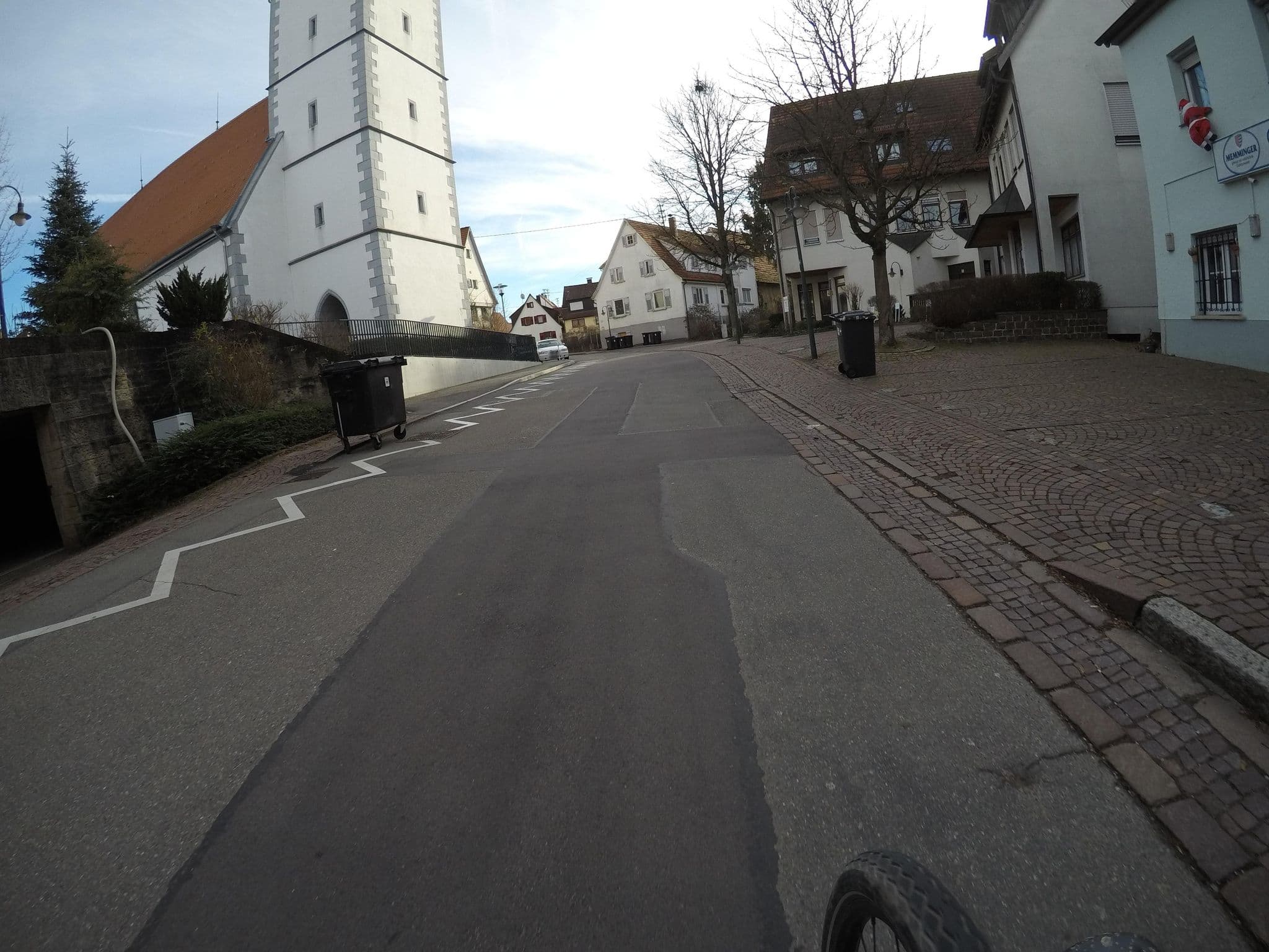 Street view near Gasthof/Hotel Löwen Frickenhausen, Frickenhausen — © mfa (CC BY-SA · Mapillary)