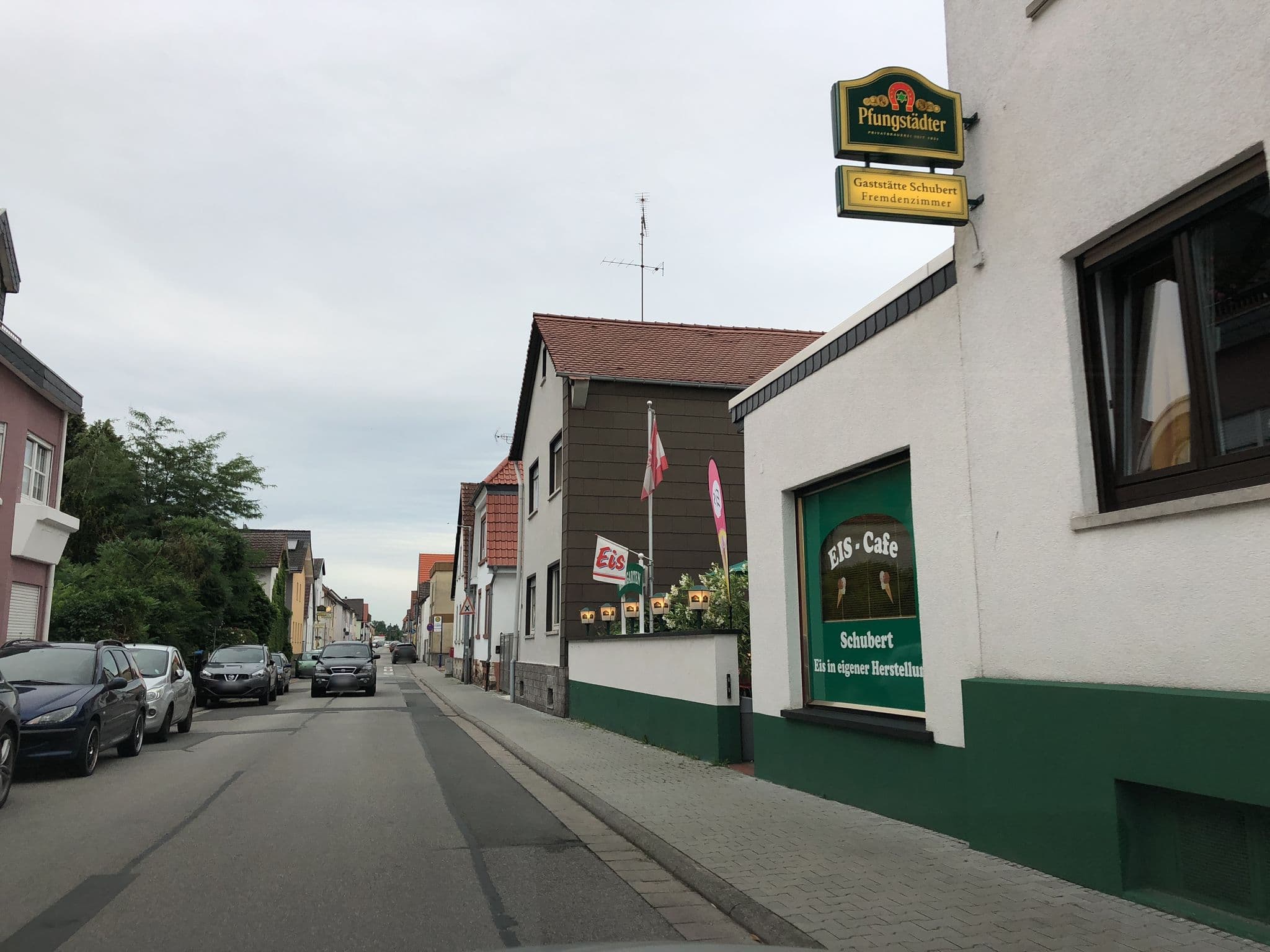 Street view near Pension Schubert, Gernsheim — © chuck (CC BY-SA · Mapillary)