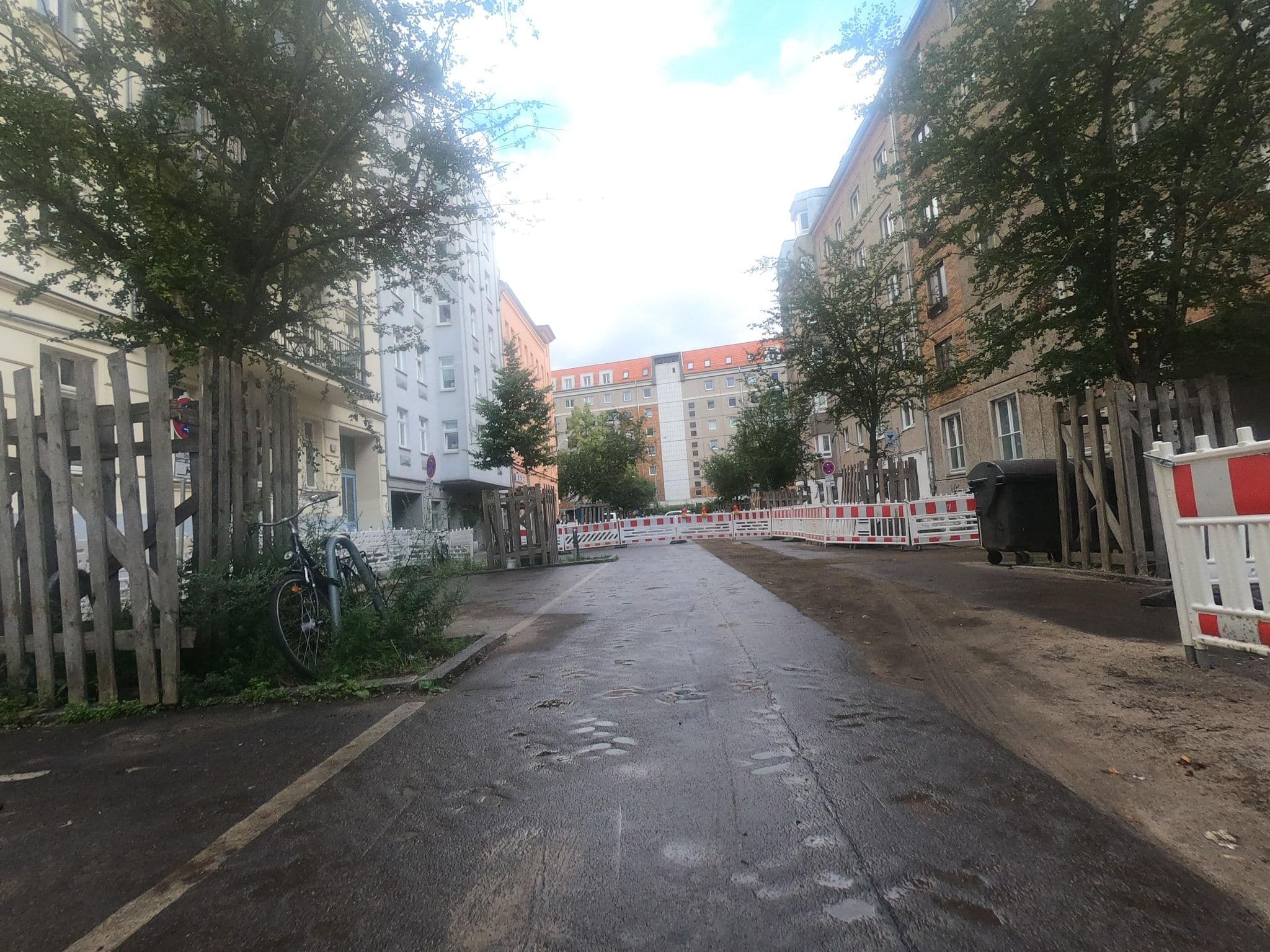 Street view near ADELANTE Boutique Hotel, Mitte — © carlheinz (CC BY-SA · Mapillary)
