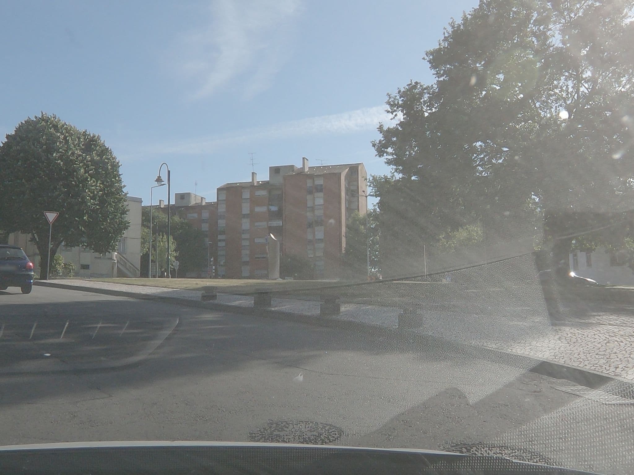 Street view near Pousada da Juventude de Viseu - Adamastor, Viseu — © sanjorgepinho (CC BY-SA · Mapillary)