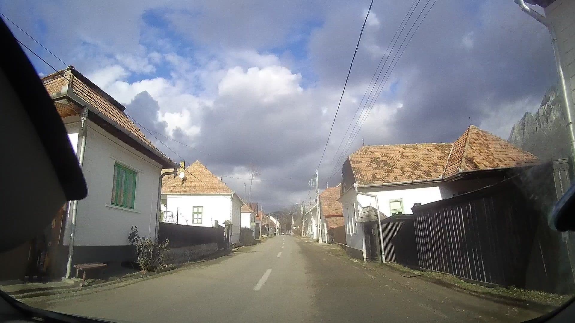 Street view near Kerekes Guesthouse, Rimetea — © tavi (CC BY-SA · Mapillary)