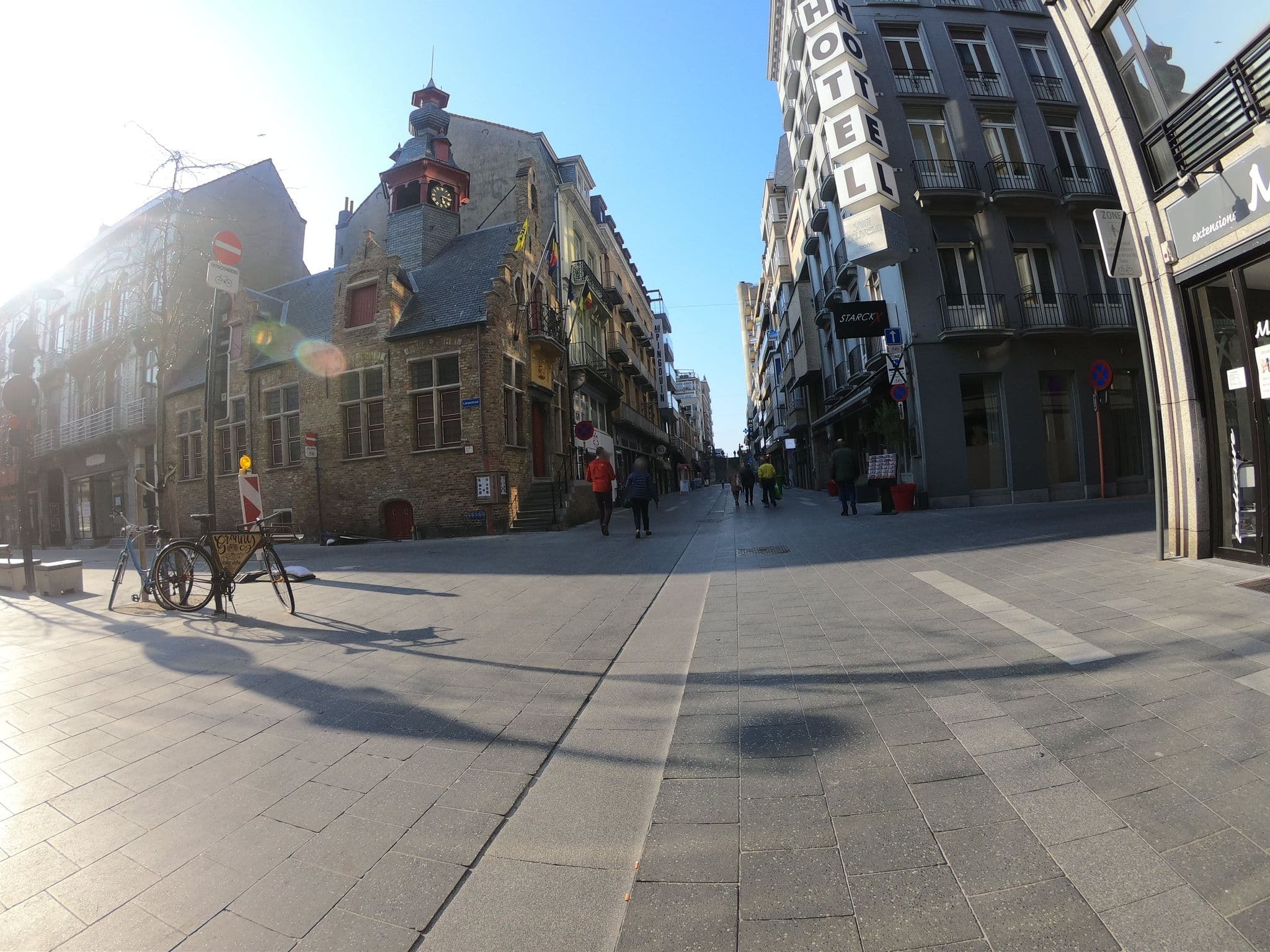 Street view near Liberty Blankenberge, Blankenberge — © filipc (CC BY-SA · Mapillary)