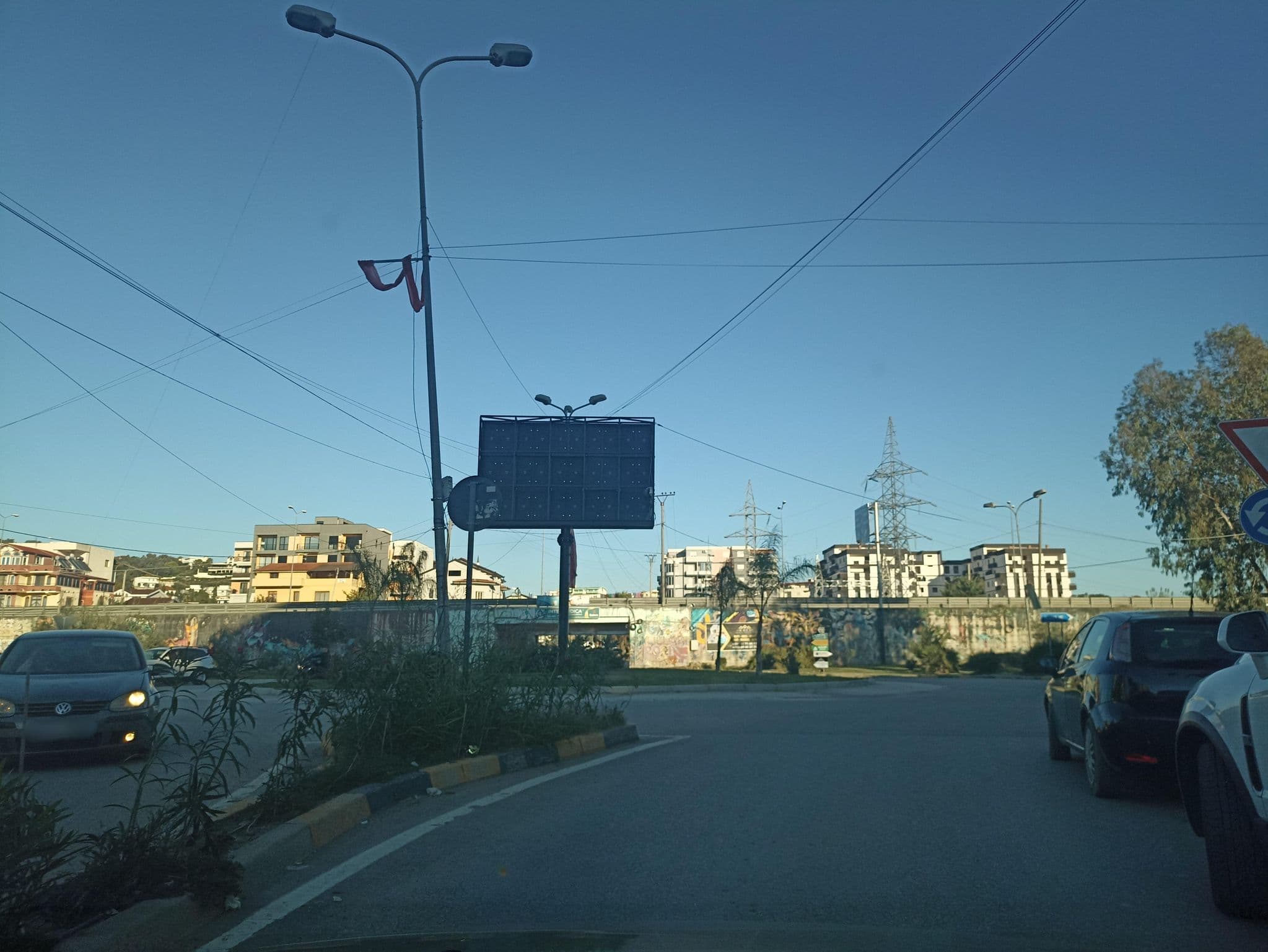 Street view near Compas Boutique Hotel, Kavajë — © ardob11 (CC BY-SA · Mapillary)
