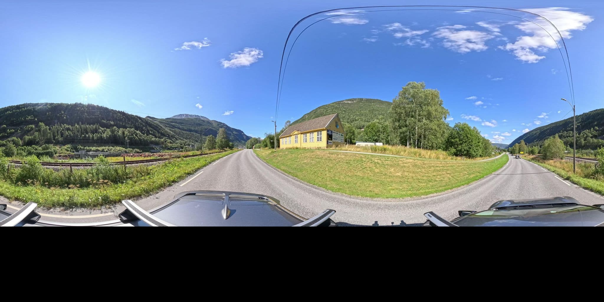 Street view near Rjukan Old School Hostel, Rjukan — © thewizard (CC BY-SA · Mapillary)