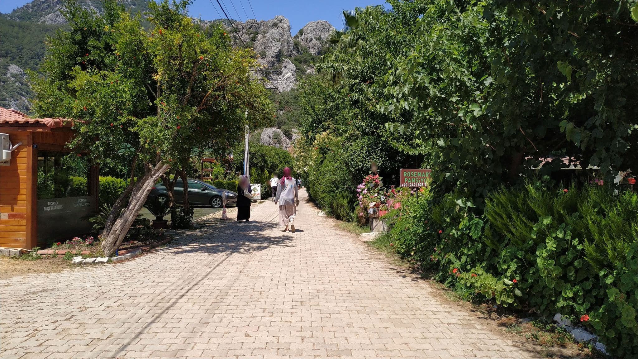 Street view near Ikiz Pension Bungalow, Ulupınar — © limping (CC BY-SA · Mapillary)