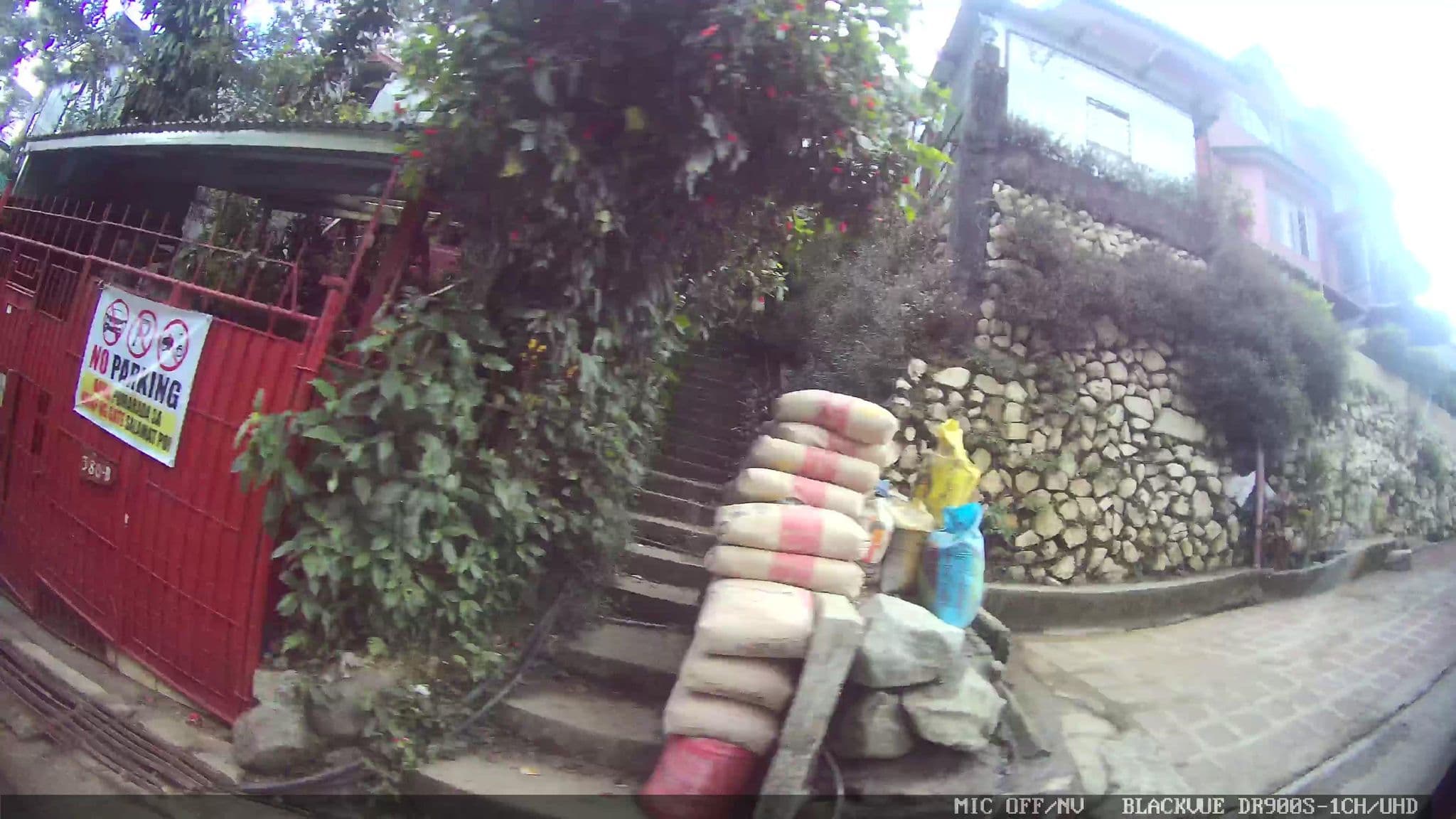 Street view near Q&P ZAREMS HOMESTAY, Tuding — © Kaart---LEFT (CC BY-SA · Mapillary)