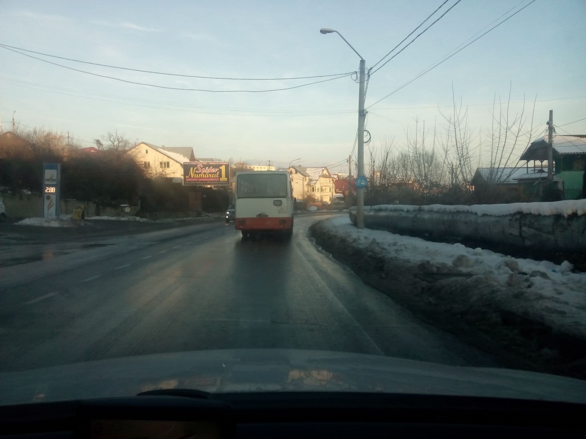 Street view near Boutique Arena, Piteşti — © jibec (CC BY-SA · Mapillary)