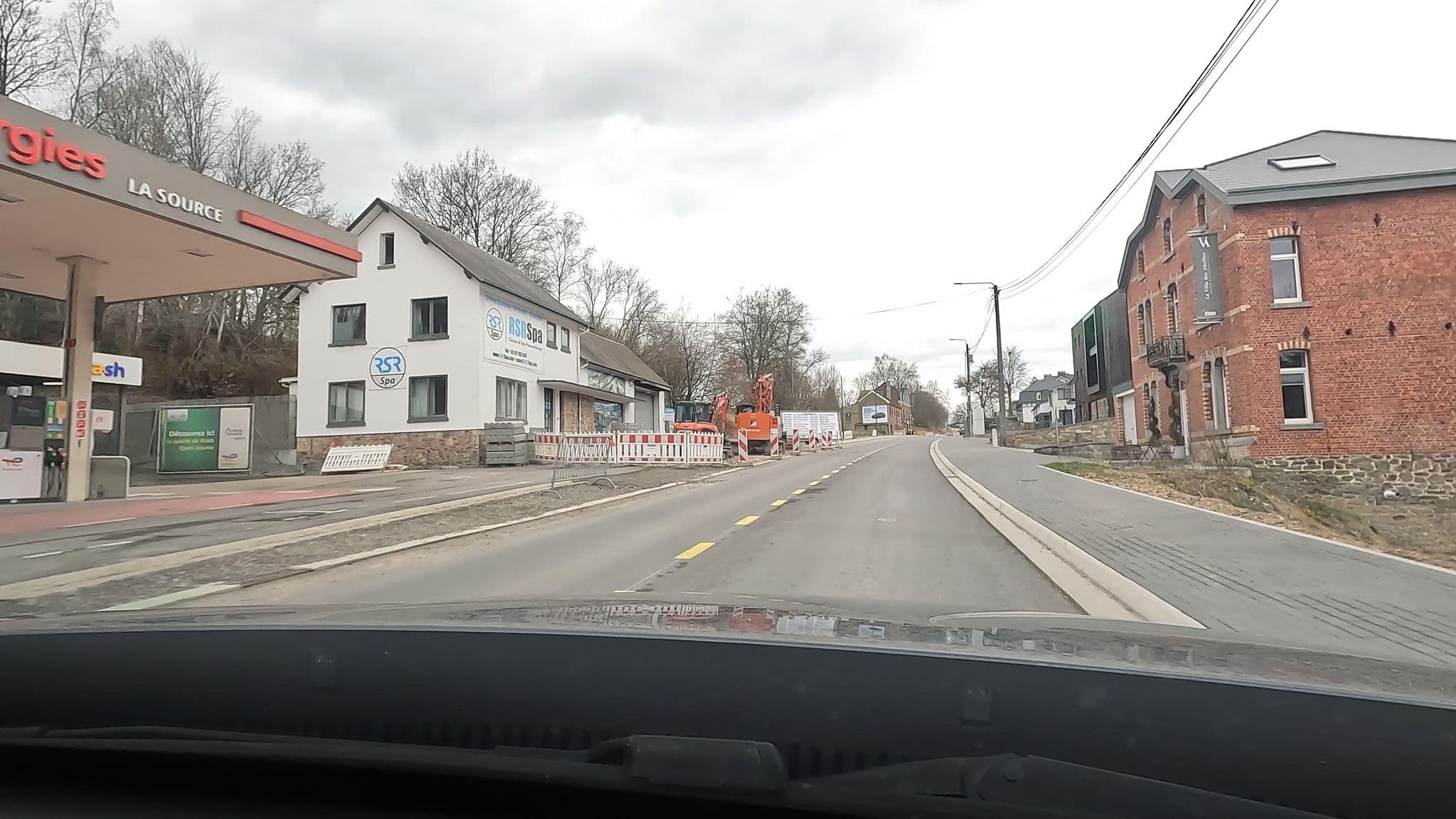 Street view near Appartement de l'Open Source, Francorchamps — © vinisa (CC BY-SA · Mapillary)