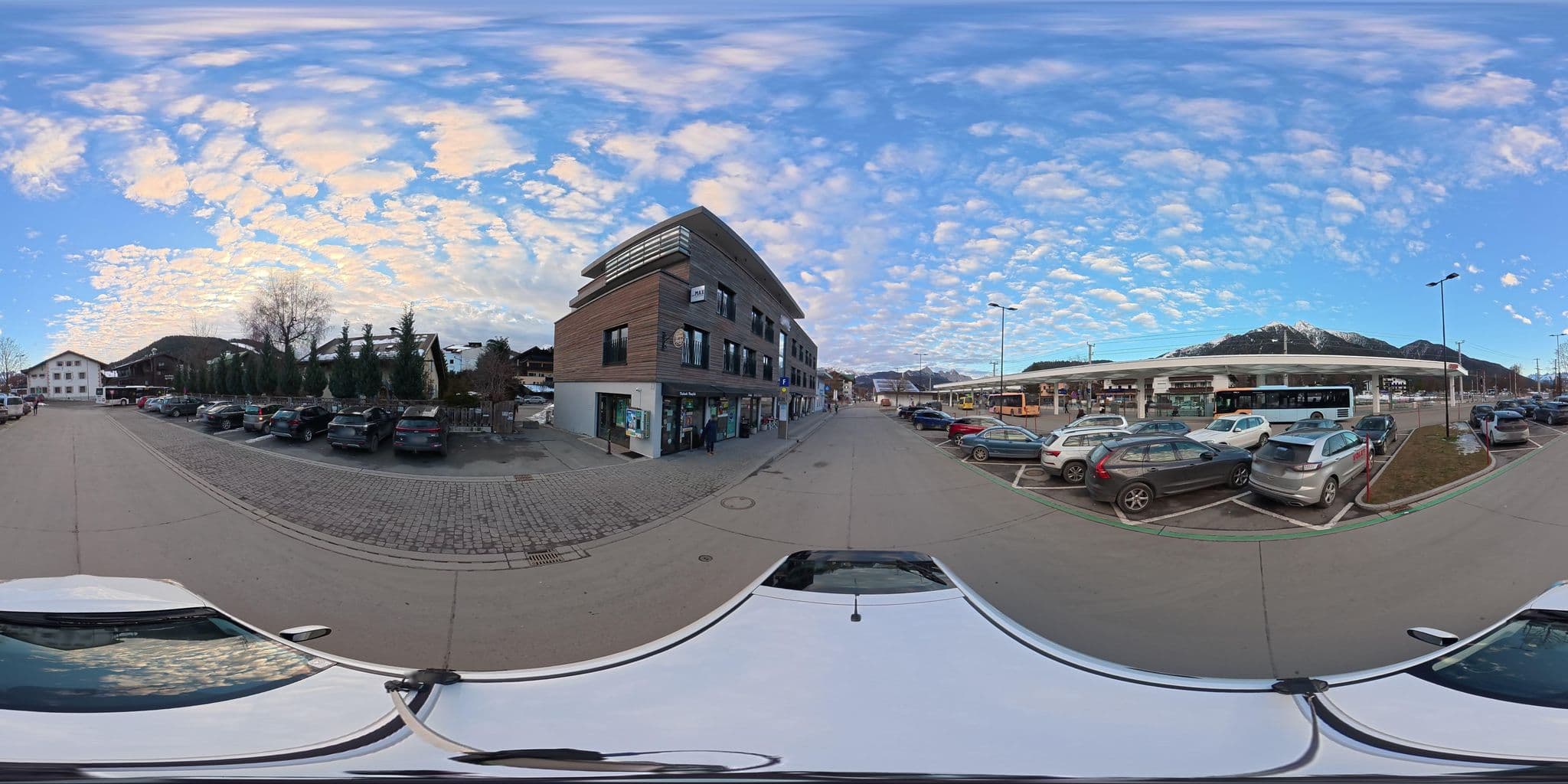Street view near Lifestylehotel dasMAX, Seefeld in Tirol — © osmplus_org (CC BY-SA · Mapillary)