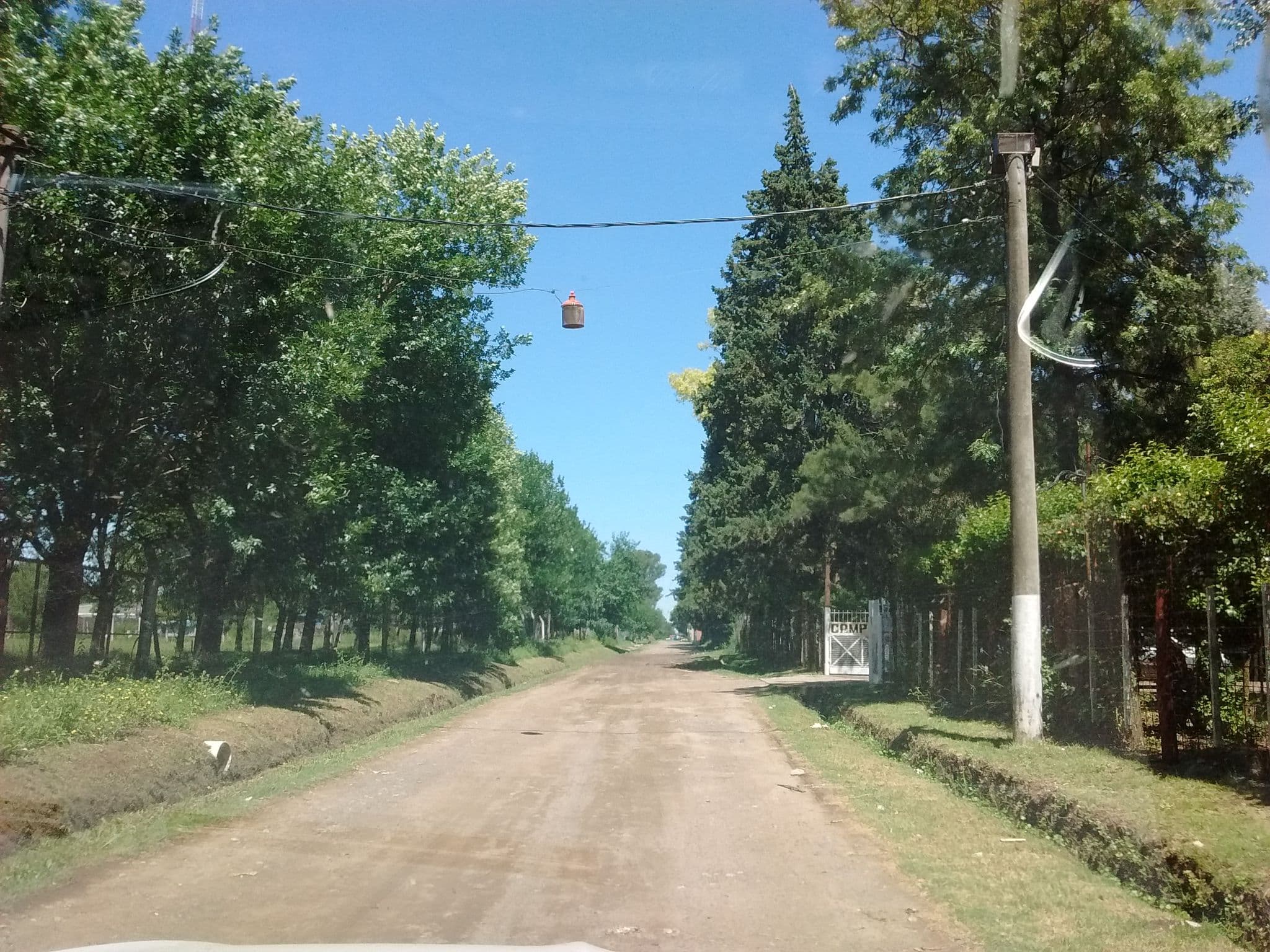 Street view near Camping del Sindicato Y Trabajadores Del Jockey, Pérez — © mweper (CC BY-SA · Mapillary)