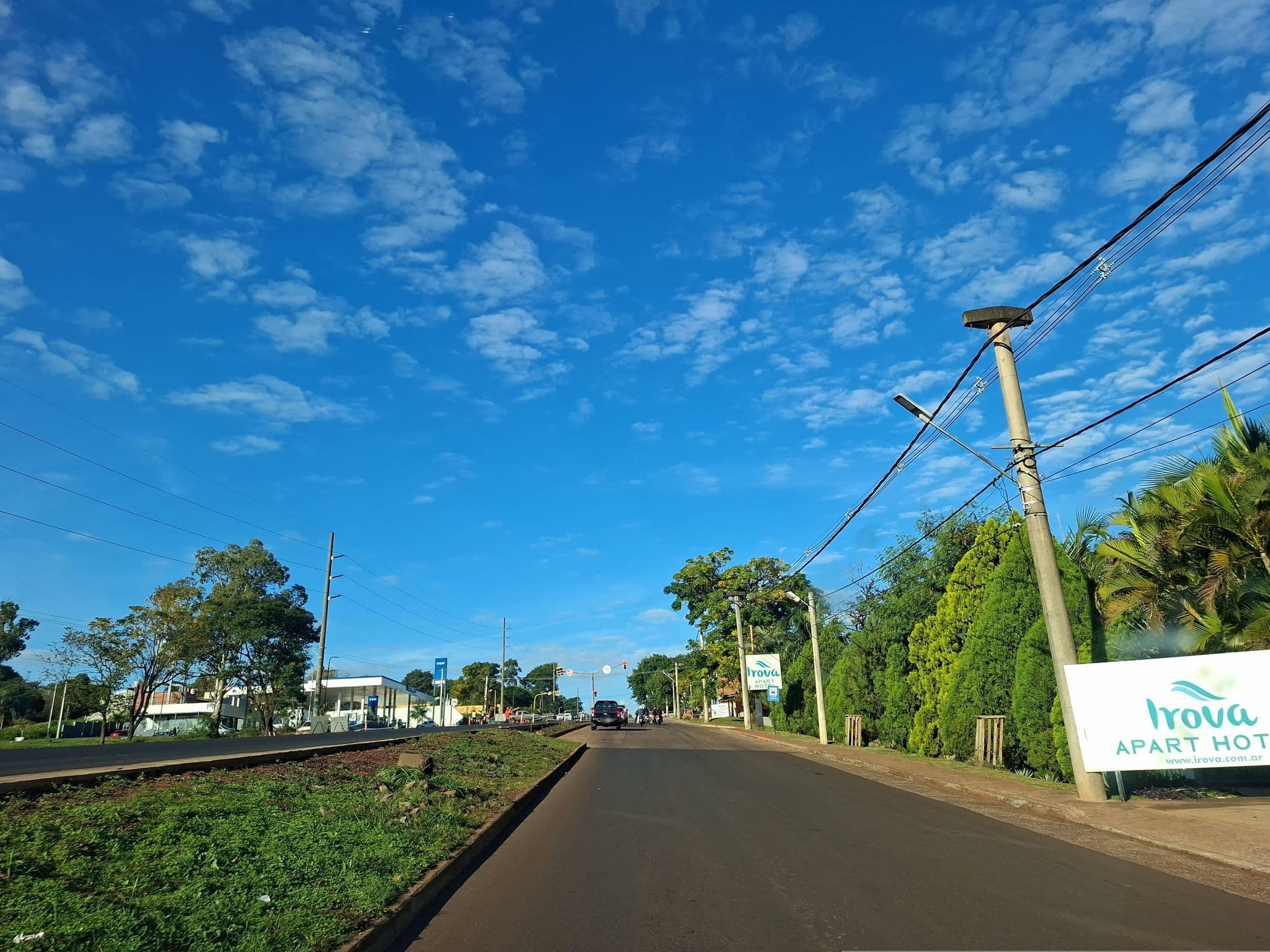 Street view near Irová Apart Hotel, Posadas — © diegokrein (CC BY-SA · Mapillary)