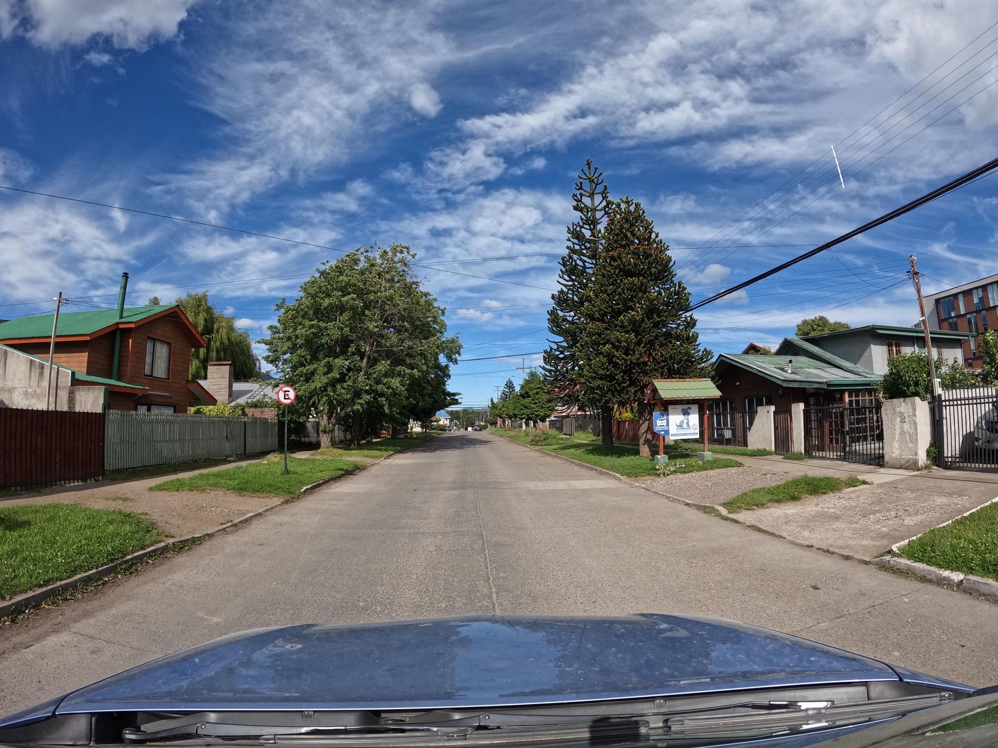 Street view near Posada del viejero, Coyhaique