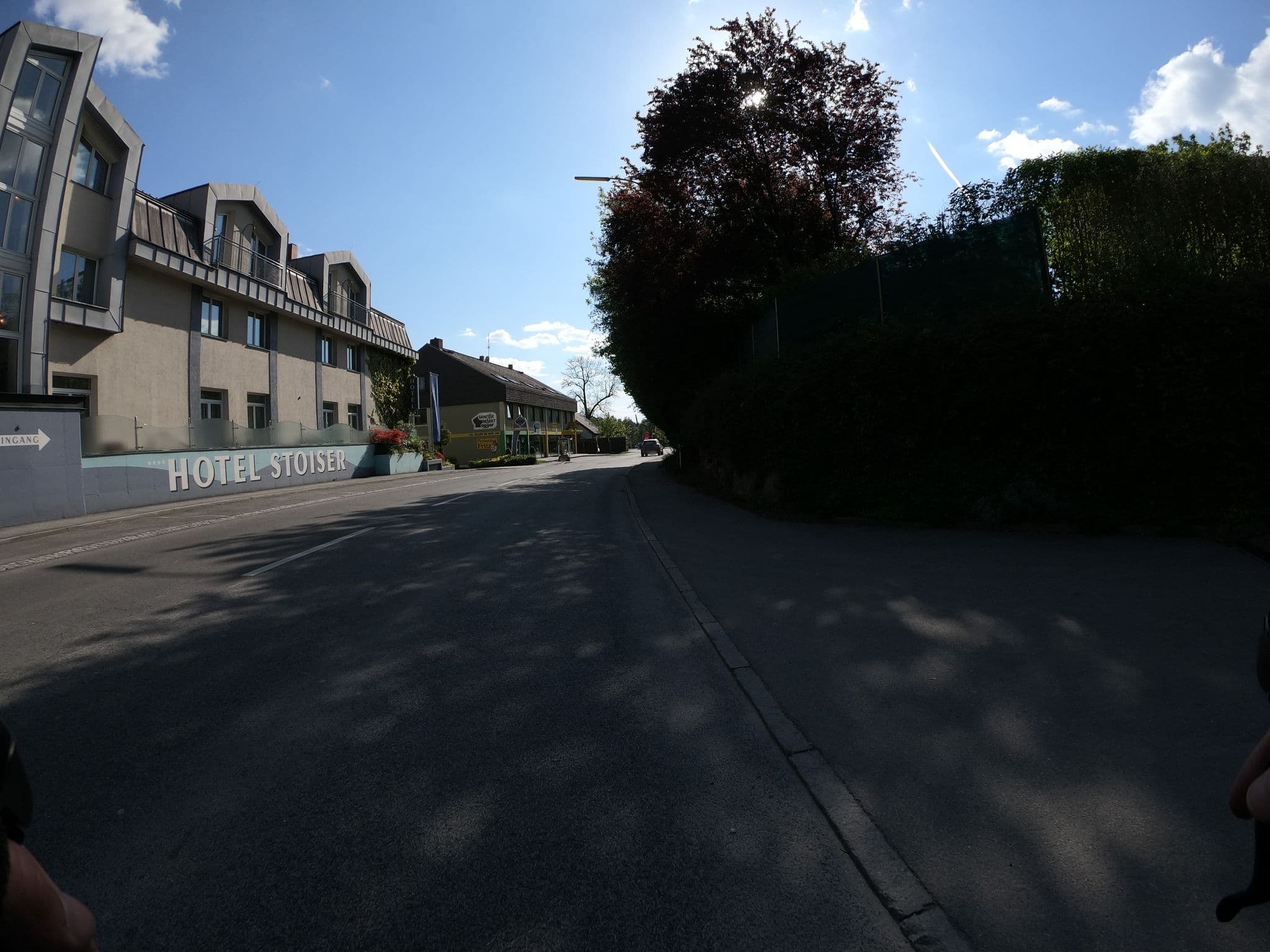 Street view near Hotel Stoiser Graz, Mariatrost — © tobiaso (CC BY-SA · Mapillary)